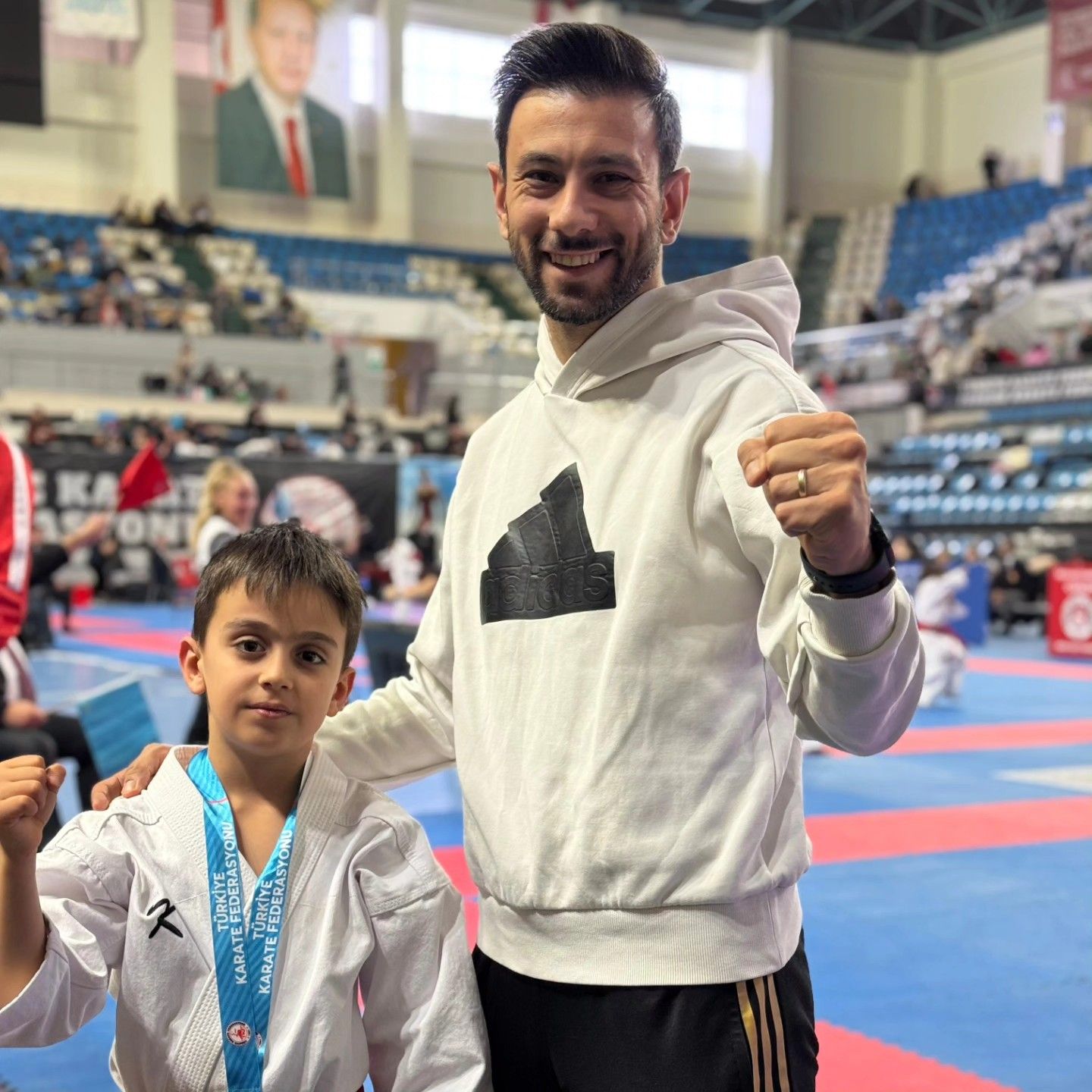 Nazilliye Altin Gurur Eralp Birincilikle Dondu 635958 D522Abbd735A1659F33F7Aedf15650Bc