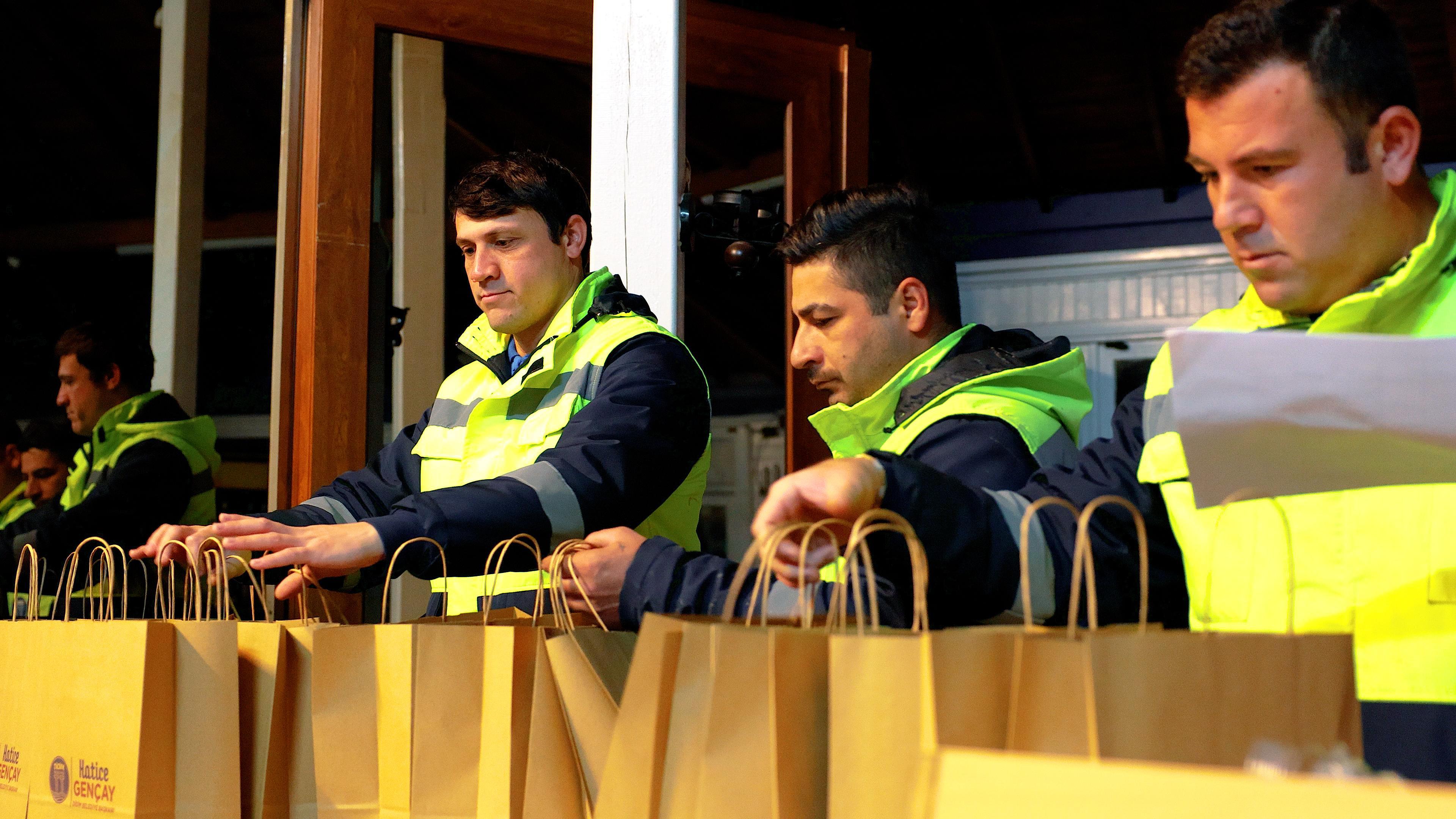 Ogrenciler Gune Didim Belediyesinin Destek Paketiyle Basliyor 639375 15A32F857E11Bccdfa3B6F082A376B89