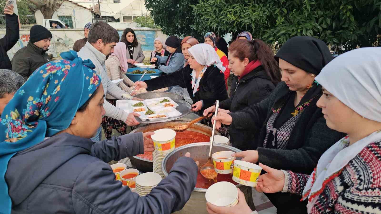 Ogrenciler Velileri Ile Iftarda Bulustu B8543F31A949Dbde9E805A7Edcded413