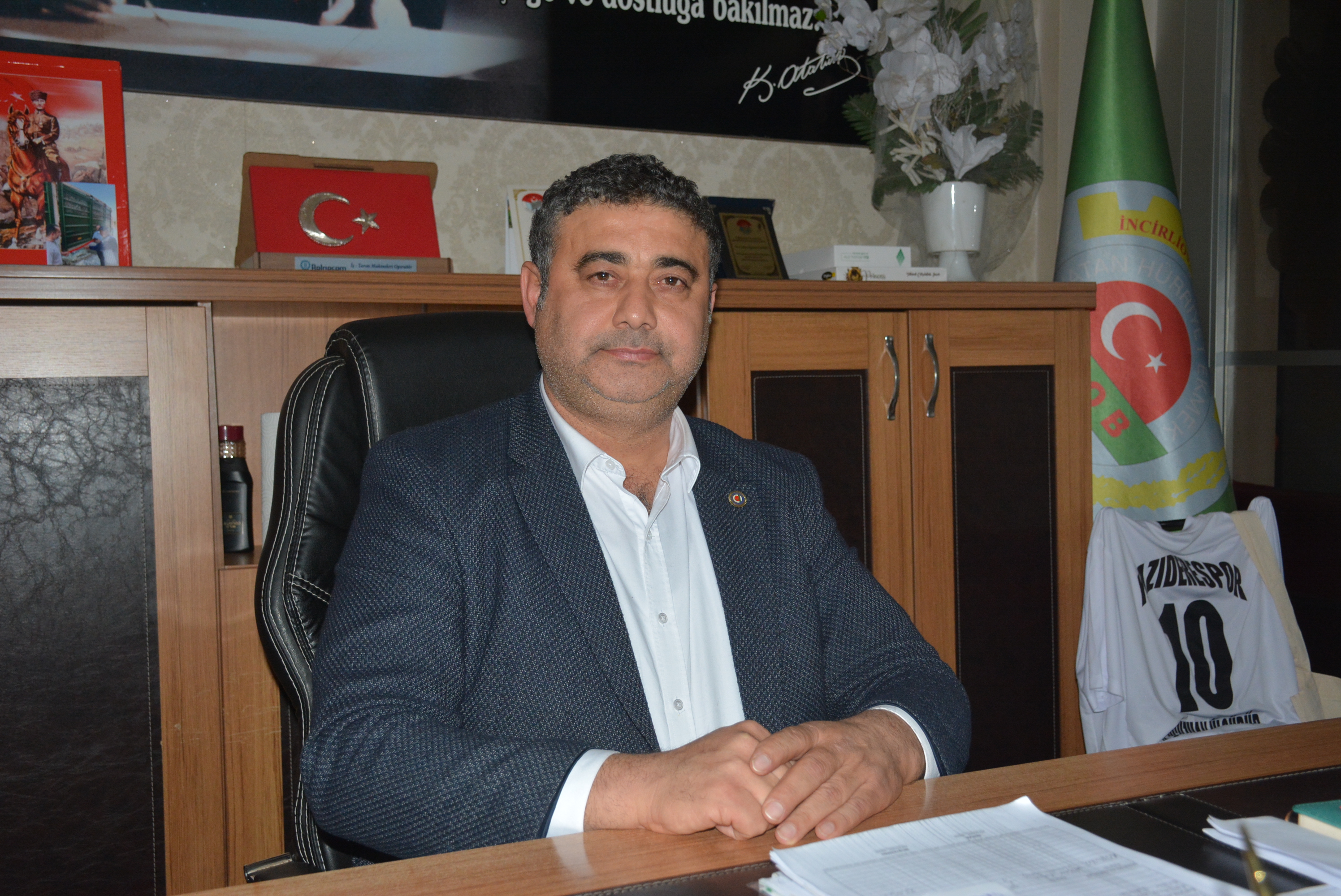 Pamuk Ureticisine Sok Ustune Sok Baskan Ulgudur Bunun Anlami Pamuk Ekmeyin Demek 637221 Bd5B09884A7E803D57C6A945B26E2175