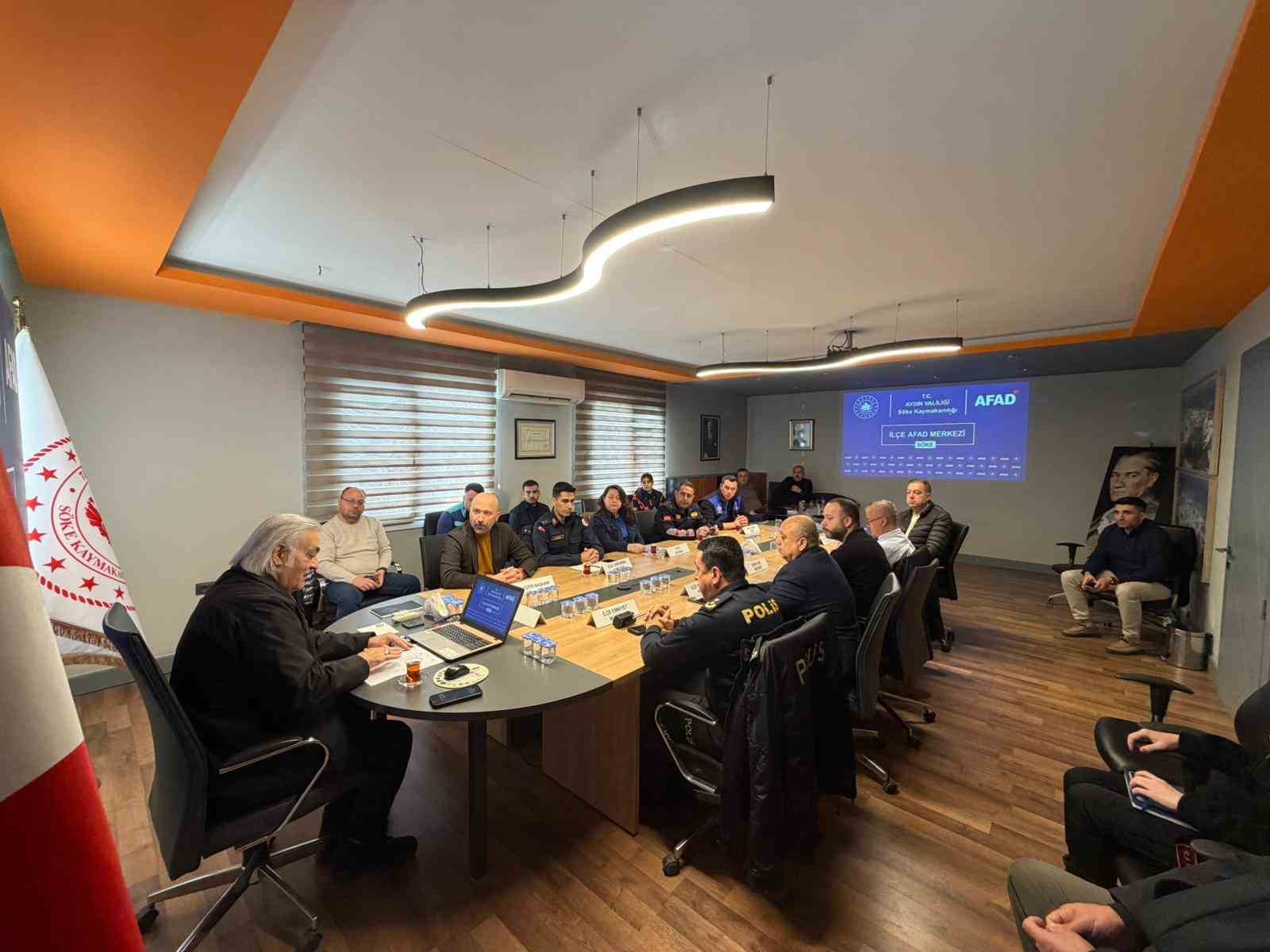 Siddetli Yagis Oncesi Afad Koordinasyon Toplantisi Yapildi 3Ecd9F8Fb63B1Ff669D425495E8Fb222