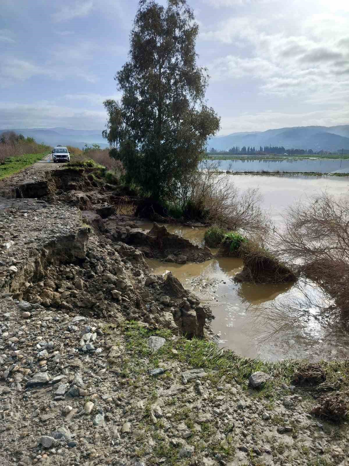 Sokede Asiri Yagislar Sonrasi Tarim Alanlarinda Hasar Tespiti B0F8945E276805583Be02236E0E1Cca2