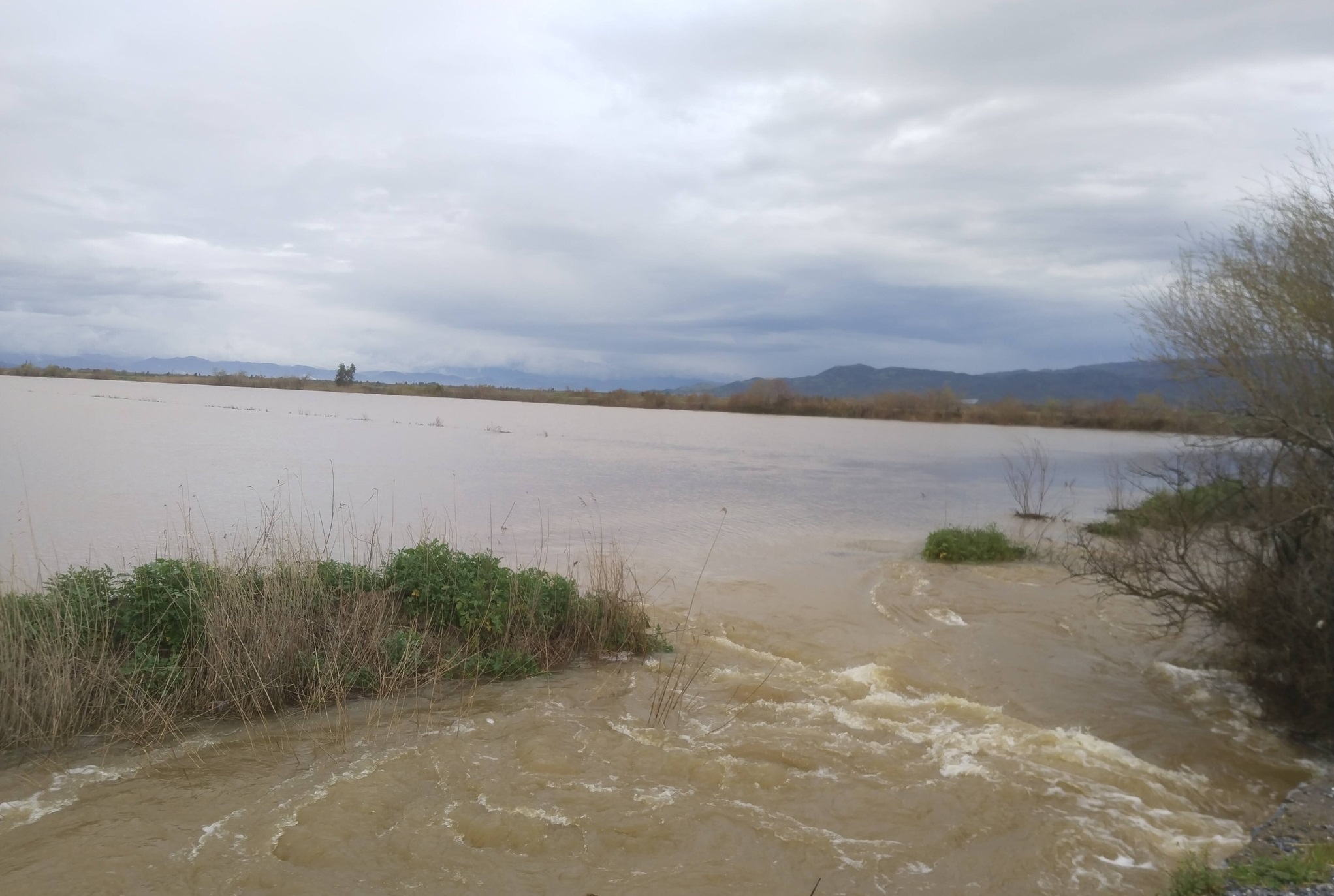 Sokede Mahalleler Tahliye Edildi Ova Denize Dondu 639770 05Bab693E53Fd07195714Cb9F81A233D