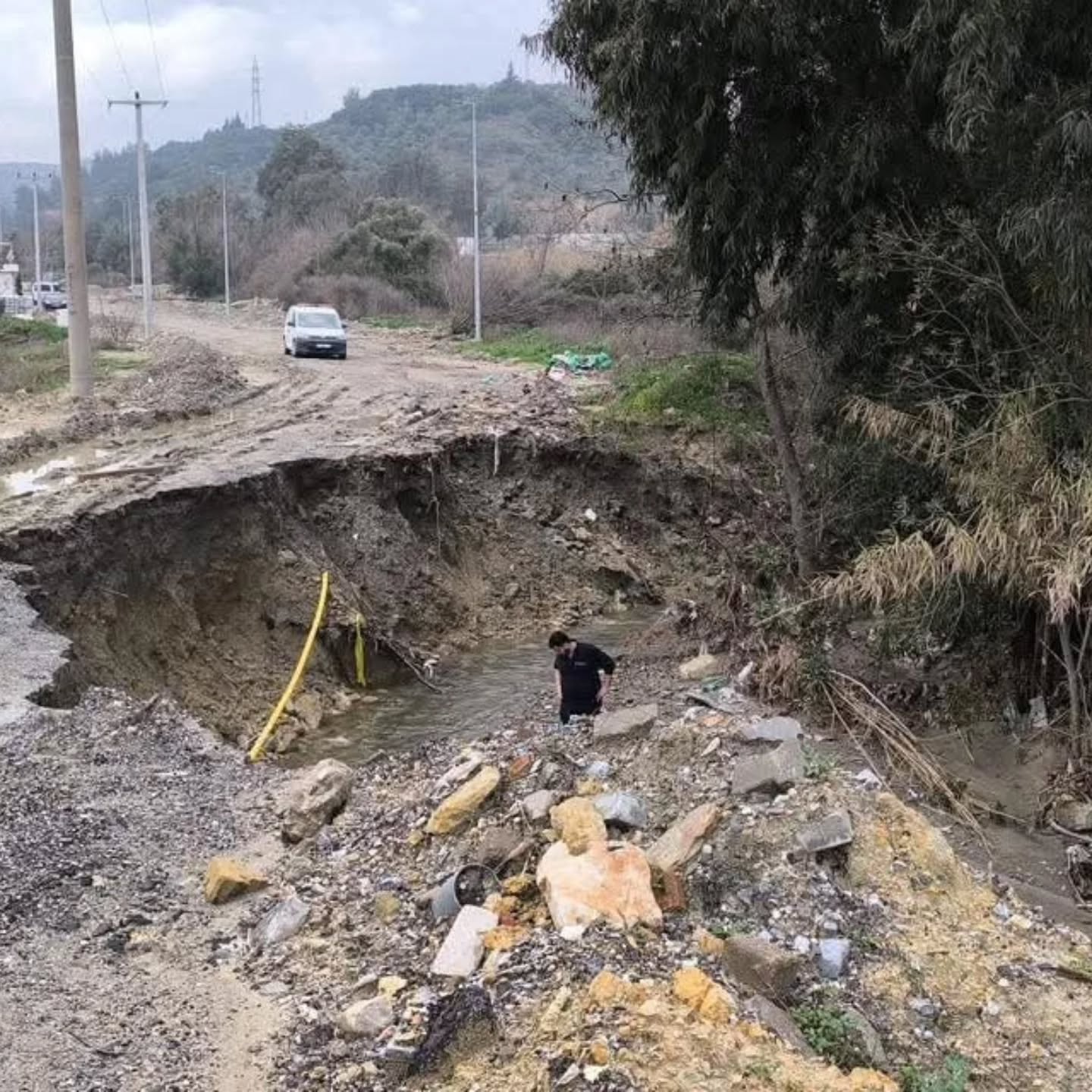 Sokede Yol Coktu 637166 71F2C0Fbd7A5326416B39Ad80Aa77224