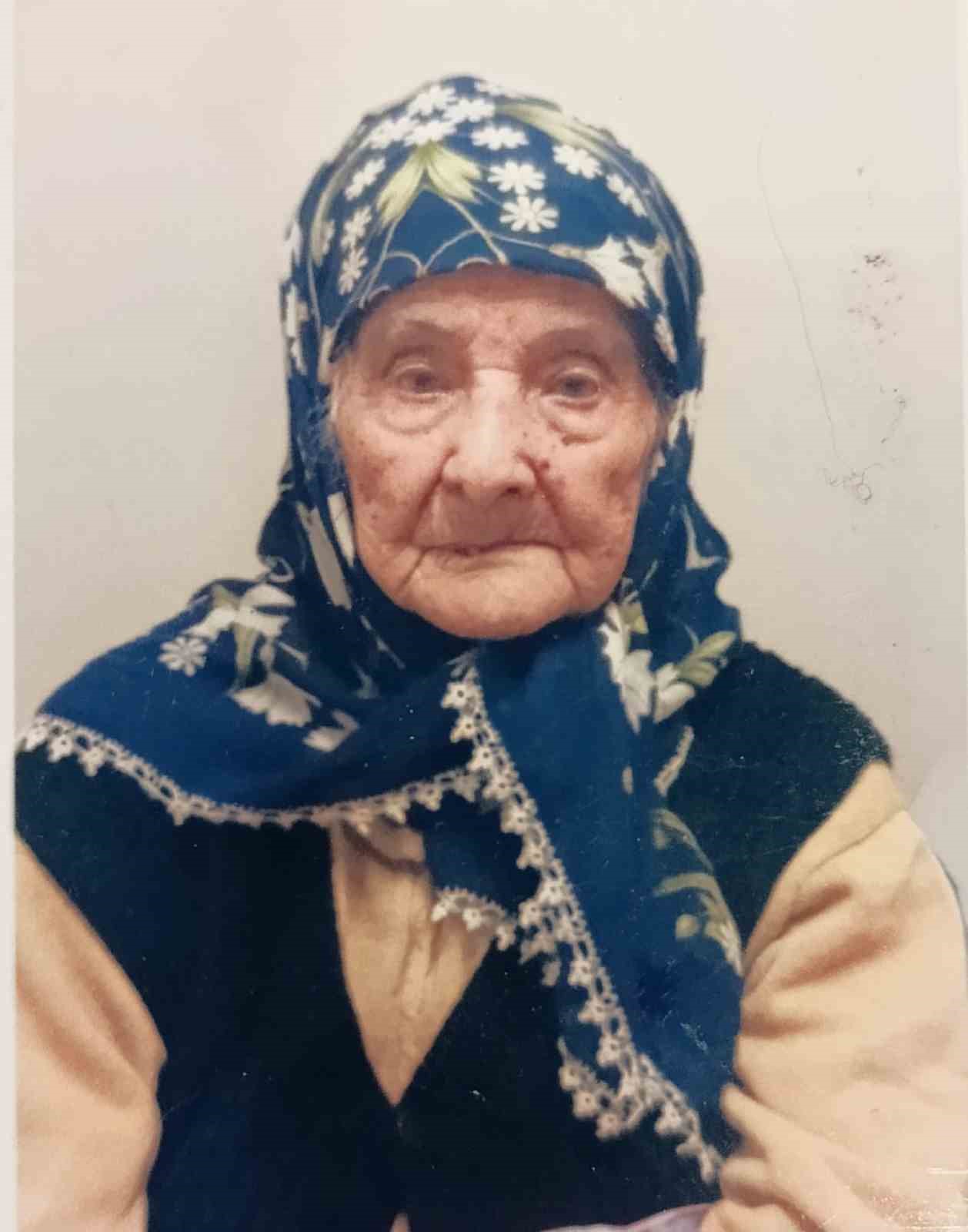 Sokenin Asirlik Cinari 107 Yasinda Hayata Veda Etti Af887E650250C982C70F71E1Ee1E90D3