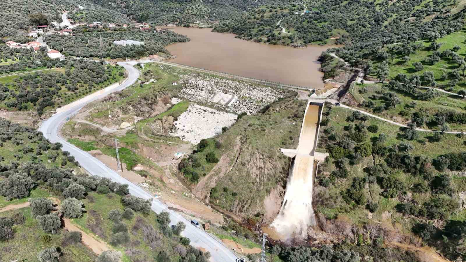 Sultanhisarda Goletler Saganakla Doldu Tasti Acb59401877Cc7Ffbe19Ac628Ca7868C