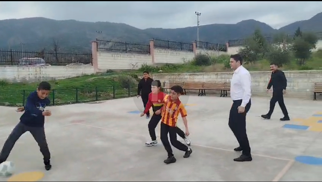 Ulku Ocaklari Buharkentte Egitim Programlarini Tanitti Kurumlari Ziyaret Etti 637972 386Cbdf71Be0Db34C7A145112C2982B0