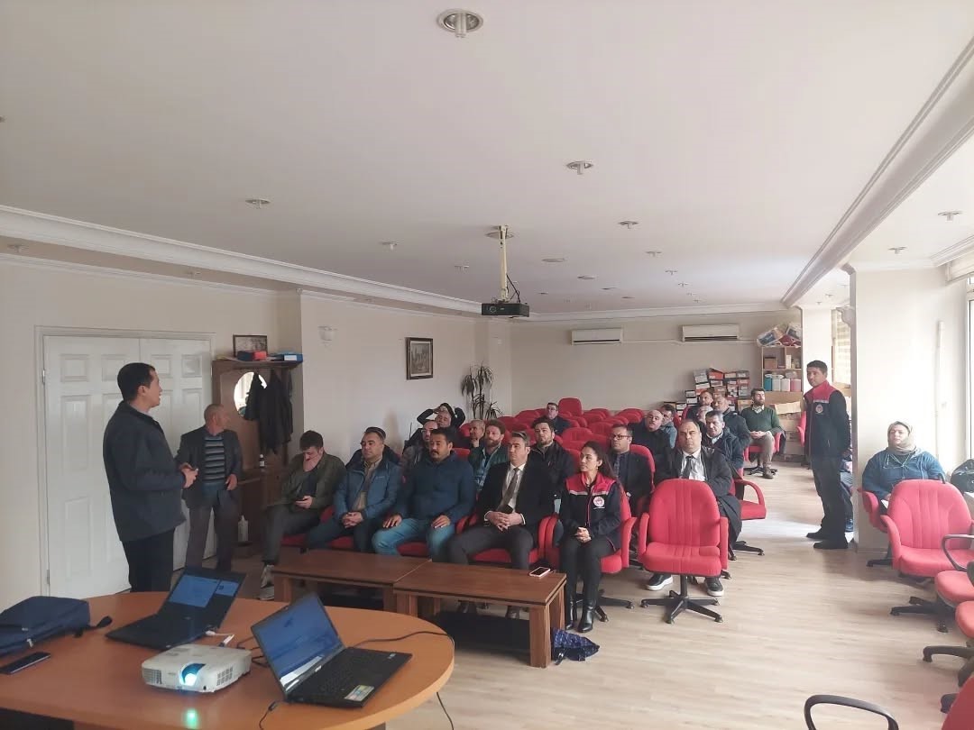 Ureticiler Tarimsal Risklere Karsi Bilgilendirildi 39D6Fbbd74E37E1Bae1A59289189Ebb0