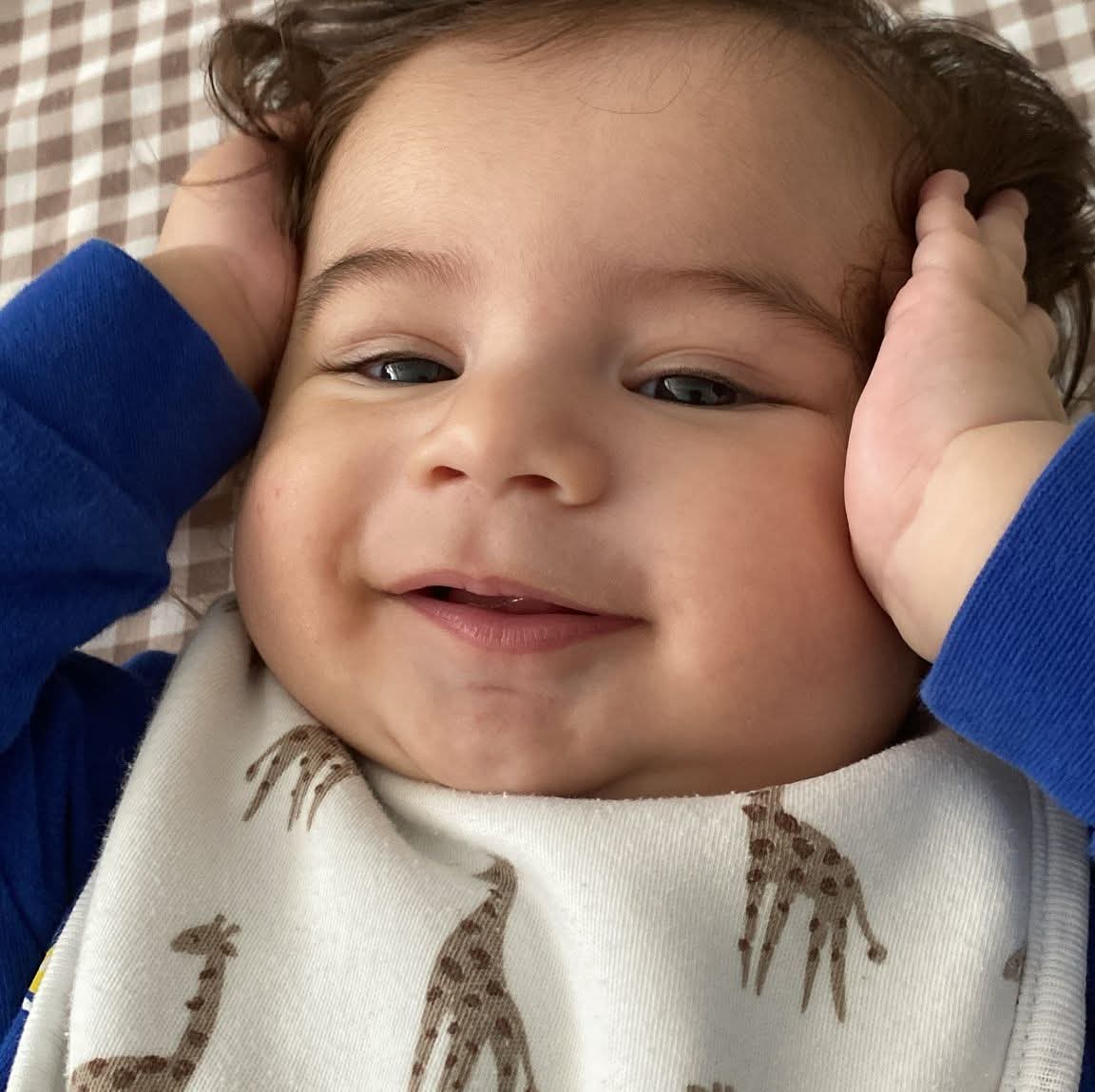 Ve Teoman Bebek Ilacina Kavustu 637739 729566D9B939Cbb5A355Af5De1Bcf0E3