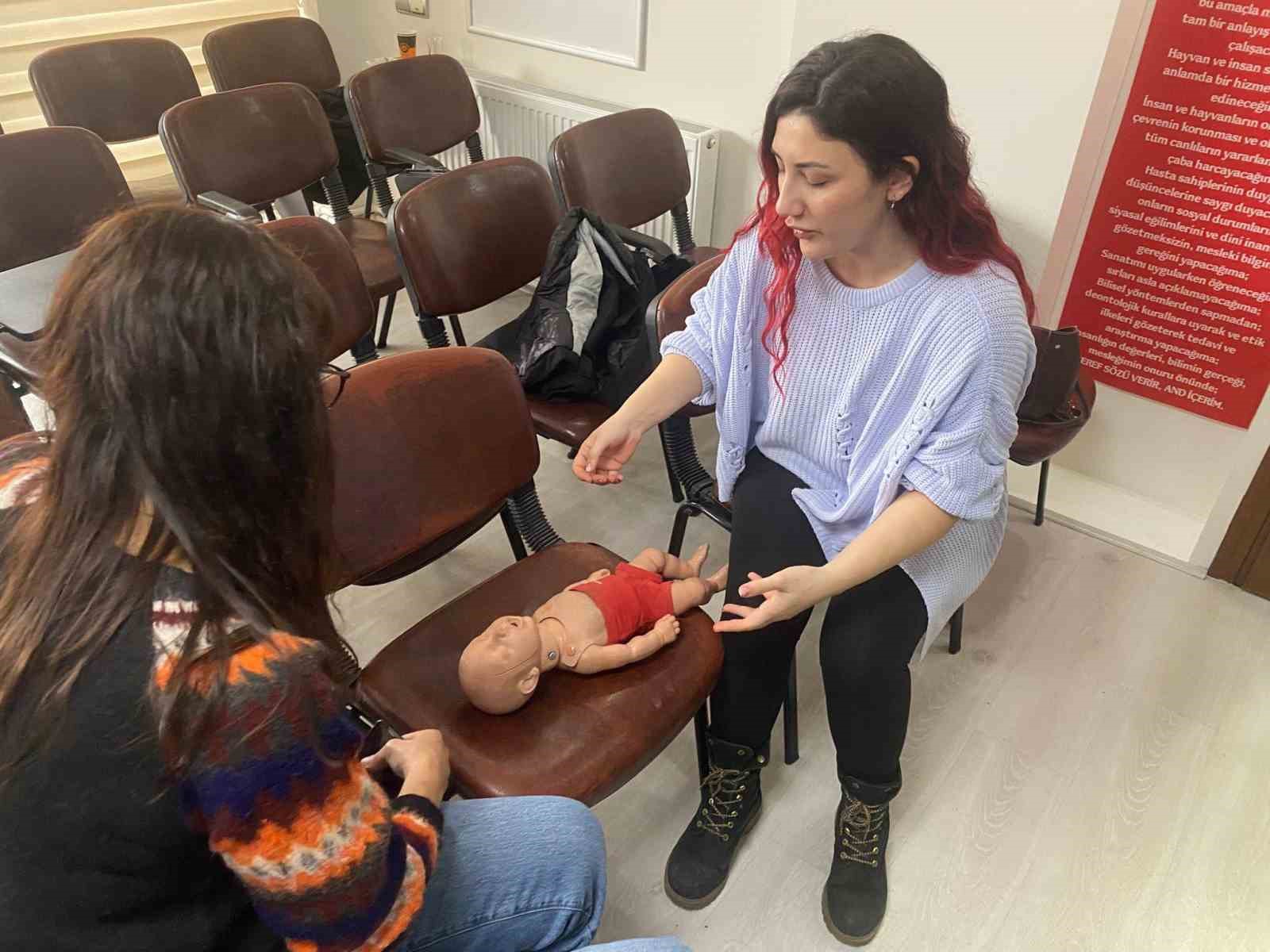 Veteriner Hekimlere Ilkyardim Egitimi 47979Bdd5Ce5D212Ee831B0D24066821