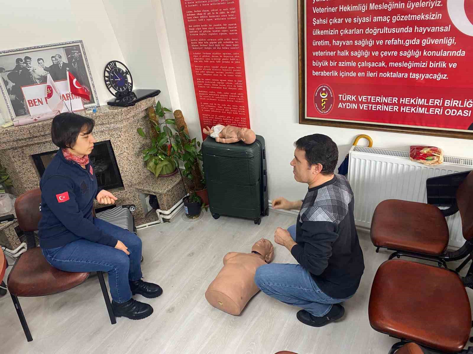 Veteriner Hekimlere Ilkyardim Egitimi E6472Caa83Ce79Bb35Ac70Bf9Ada95E4