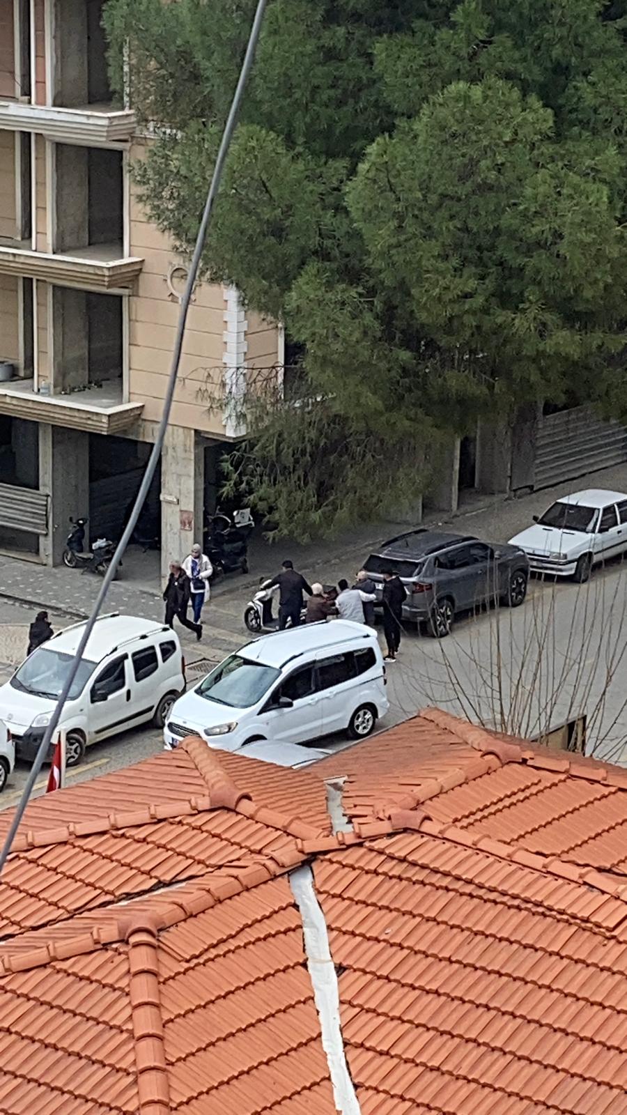 Yasli Vatandas Motosiklet Uzerinde Bayginlik Gecirdi 636369 5148C09Bd0Bfdcf23Cbe17D062E8E141