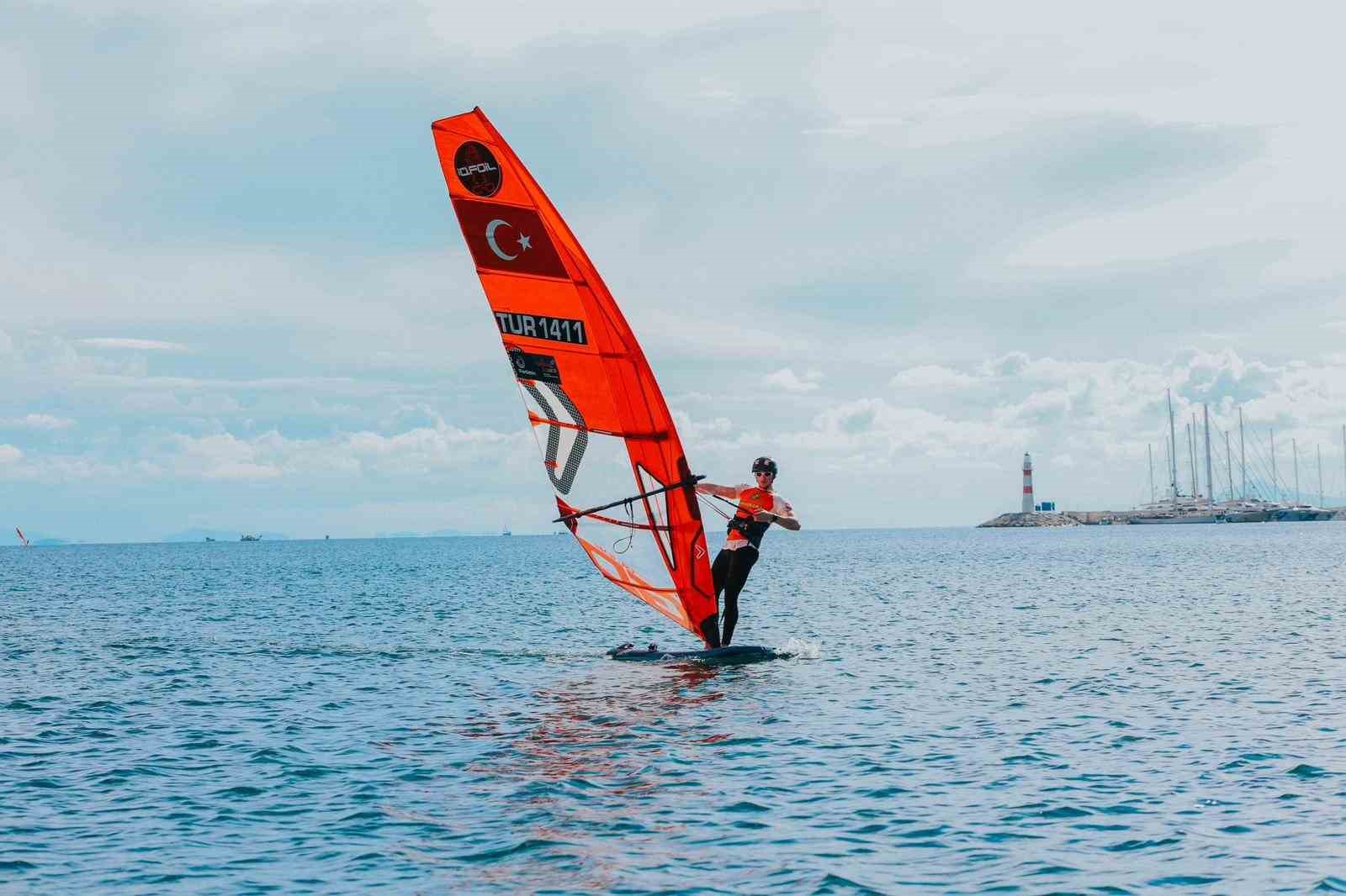 Yelken Sampiyonasi Didim Belediyesinin Ev Sahipliginde Basladi 060660B69280D13D43E29D99Fddc1A99