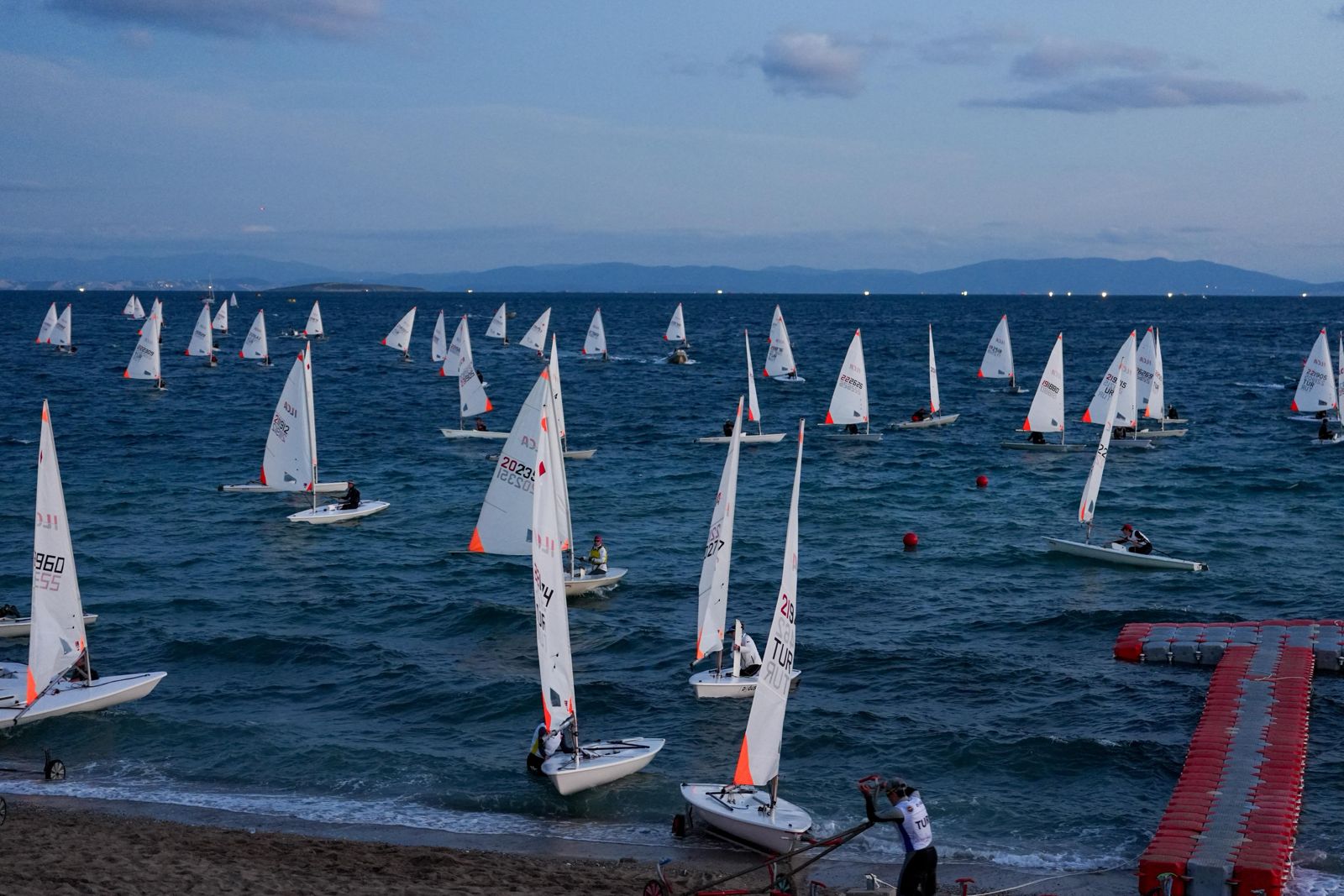 Yelkenciler Turkiye Sampiyonasi Icin Didimde Ter Dokuyor 636170 99F4F8A9710633A7A806D72078C4A7Fb