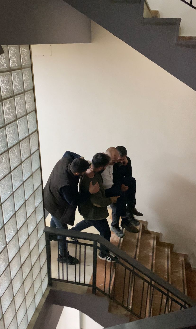 Yeni Baskan Havalara Uctu Kucakta Tasindi 639534 83A3222Adb3Da980A0B8035F0080867E