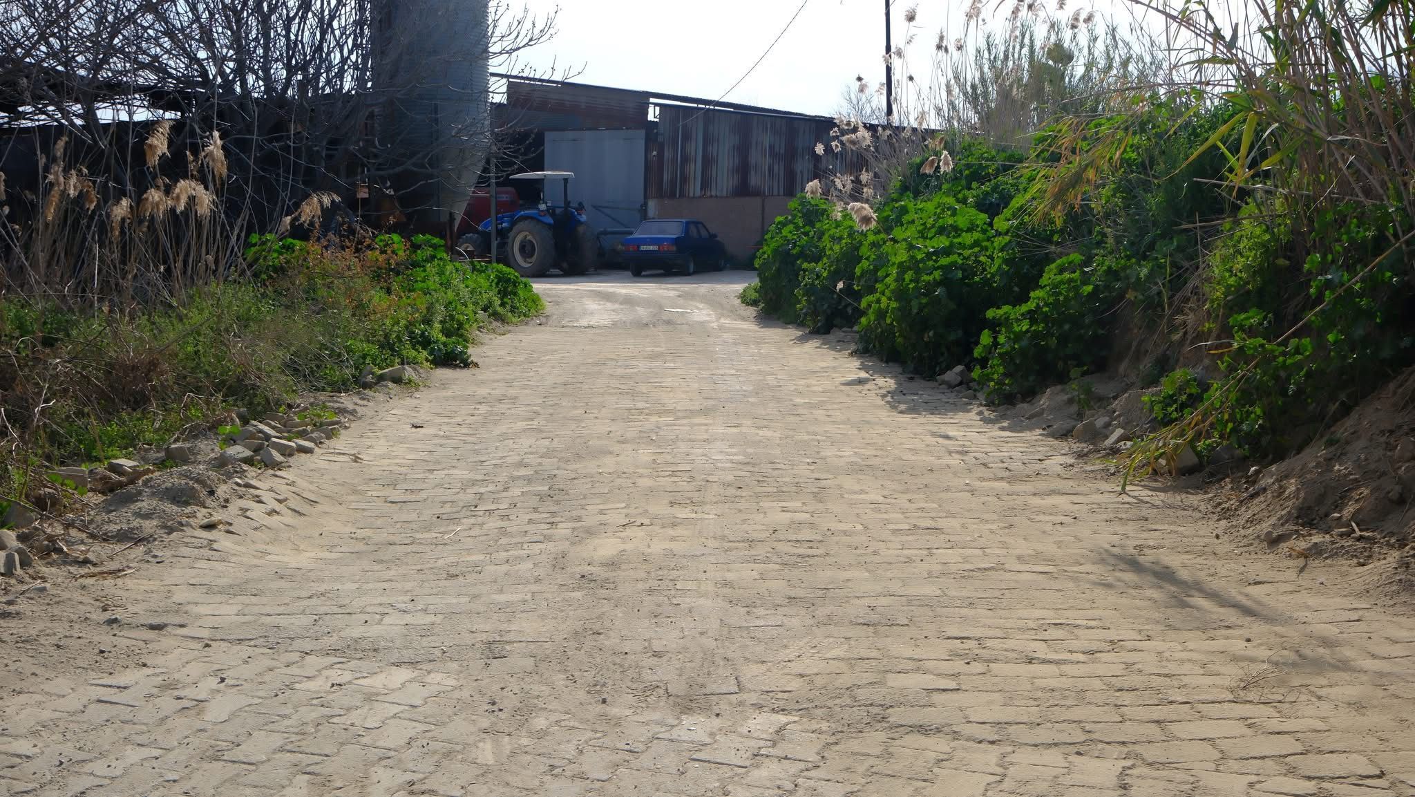 Kuyucak Belediyesi’nden Üreticiye Destek