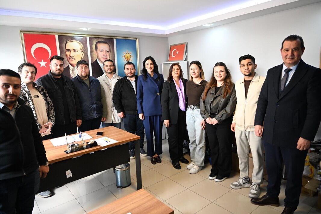 Ak Parti Efelere Cercioglu Dopingi 651309 36308Ec8F88B8Dee9D609Dfd8Cdf308D