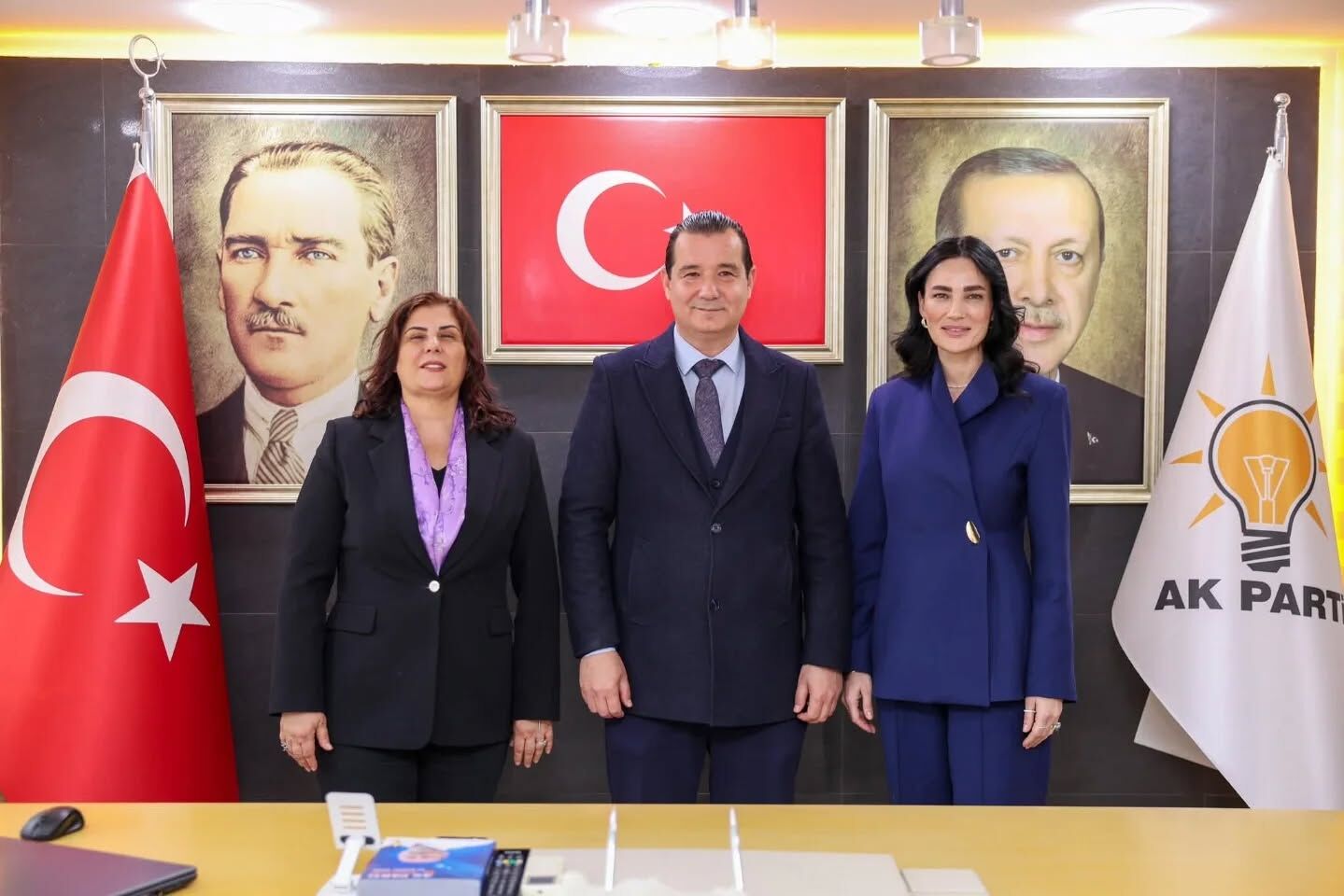 Ak Parti Efelere Cercioglu Dopingi 651309 4Ad36Beed946B6Cb46C61Fe21123Eb0A