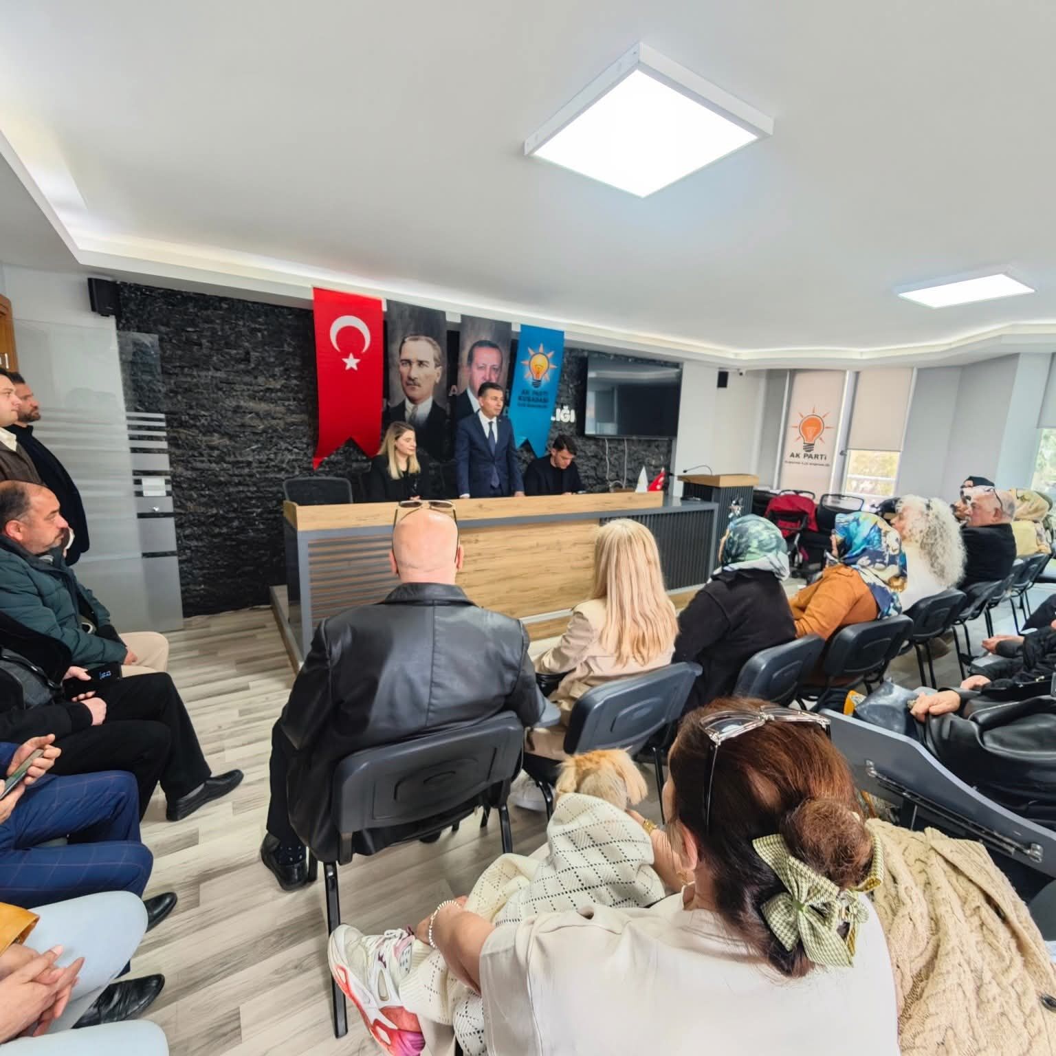 Ak Parti Teskilati Bayram Gelenegini Surdurdu 648861 Bf62B414B5903Ad4E6909374C2616E30