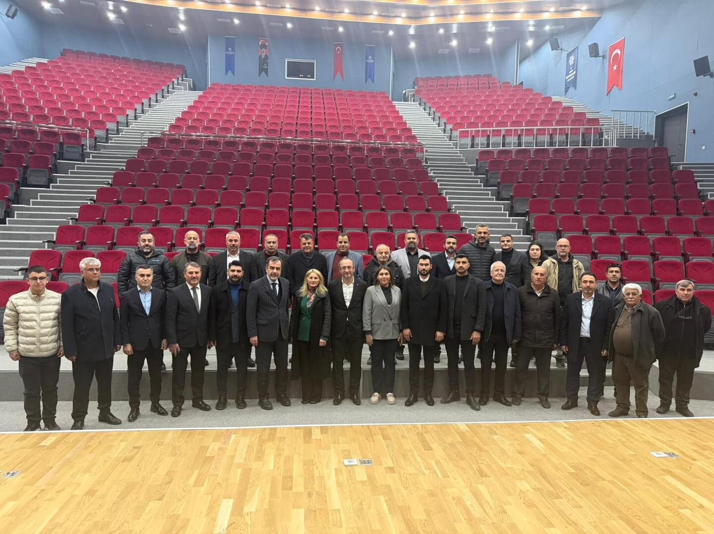 Ak Partili Erdemden Aydin Bsb Kultur Merkezine Ovgu 643809 Ed667783B524D2Ef37315Ffd2Ff47De1