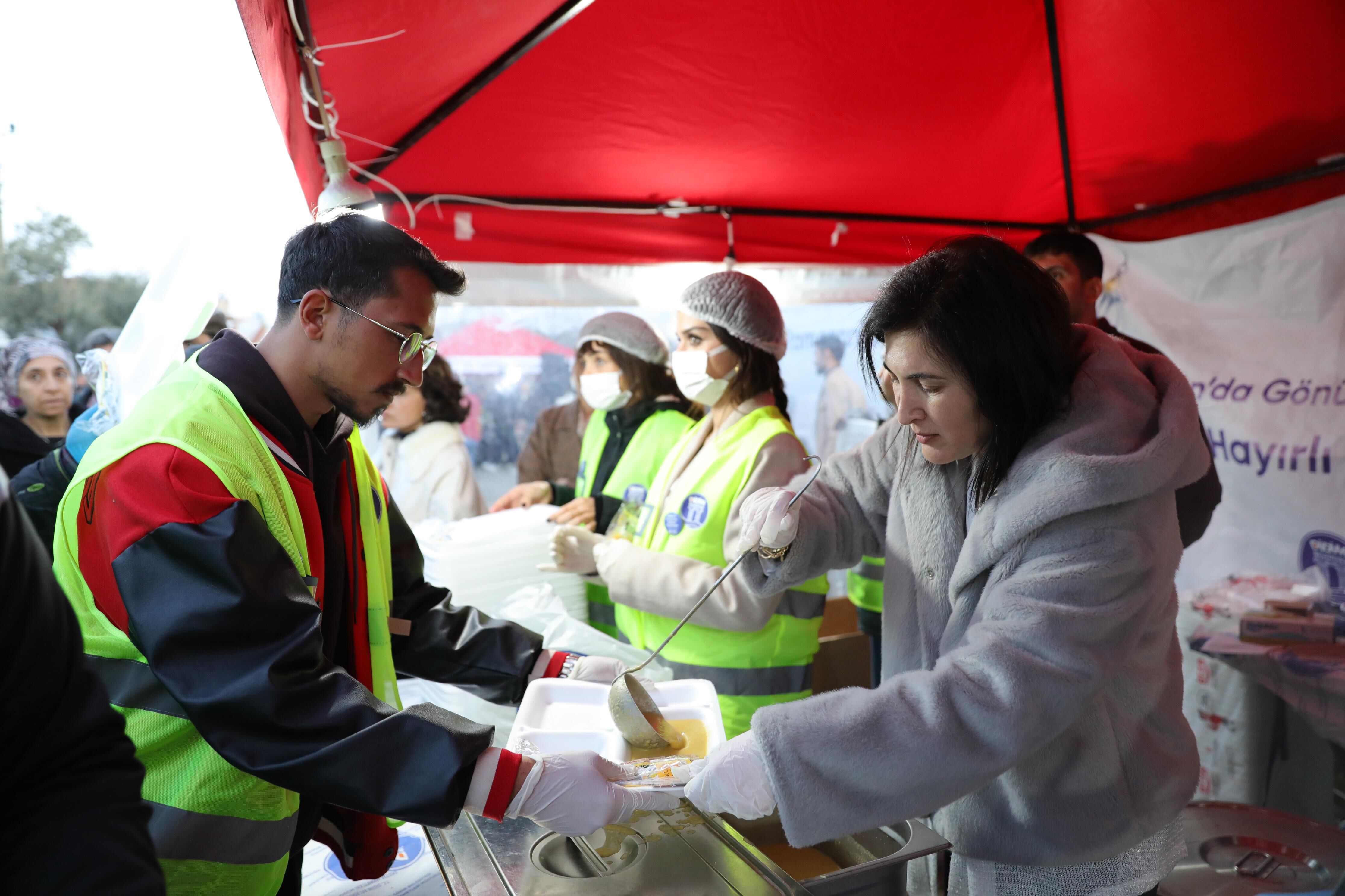 Akkoyluler Didim Belediyesinin Iftar Sofralarinda Bulustu 644661 A6Ca3F1915Ae2B561C9Fe06Eab4F3B21