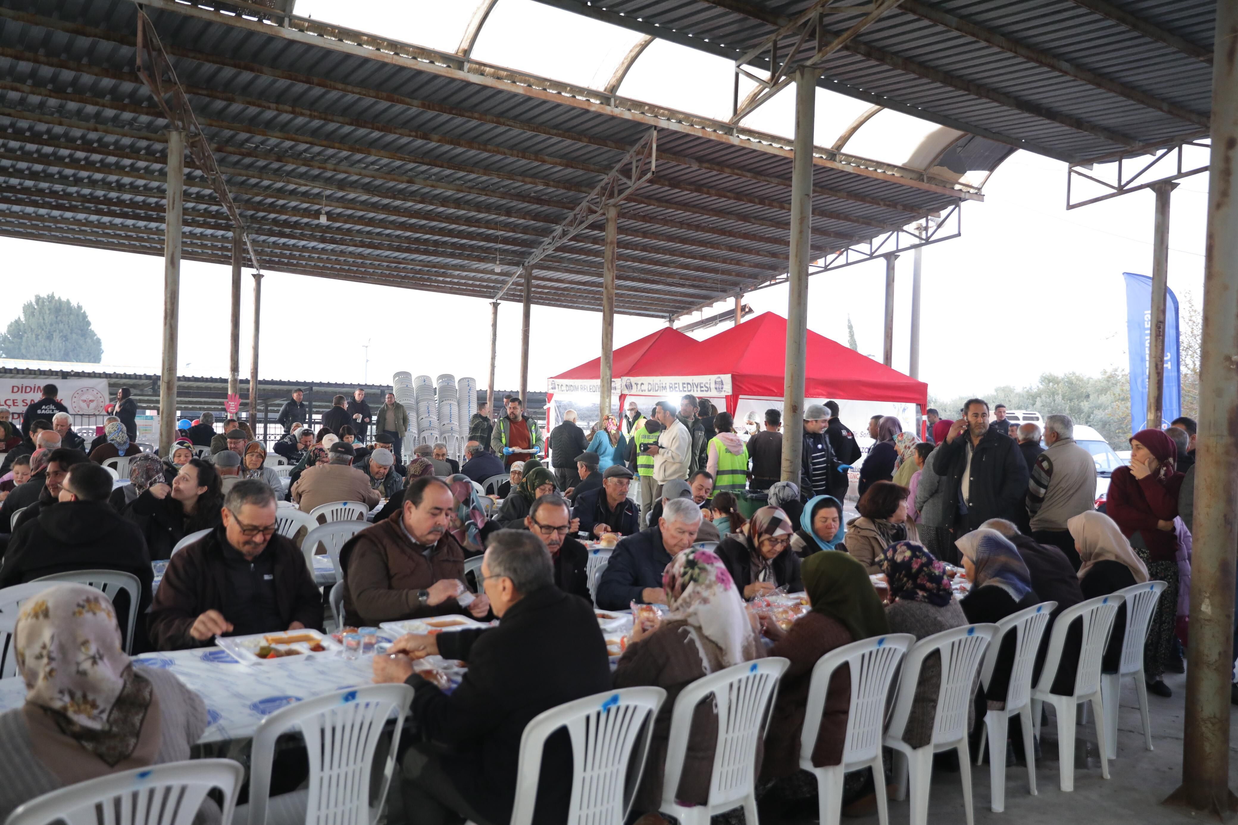 Akyenikoyluler Didim Belediyesi Iftarinda Biraraya Geldk 643700 F0Ed840F7Bd50Cd216F08B5E47D045Aa