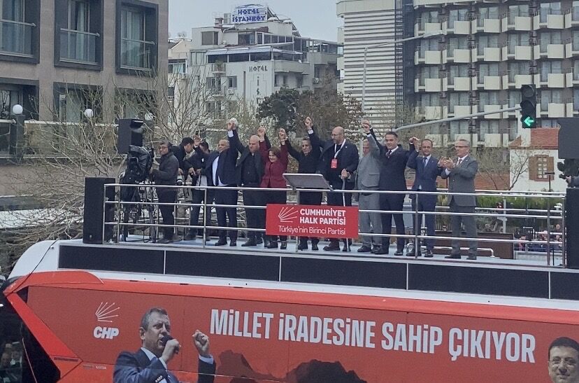 Ameliyattan Cikti Mitinge Kostu Baskan Zencirciden Dikkat Ceken Destek 651014 700Aa8C0172Bc2De8A6D83944Aa0A57A