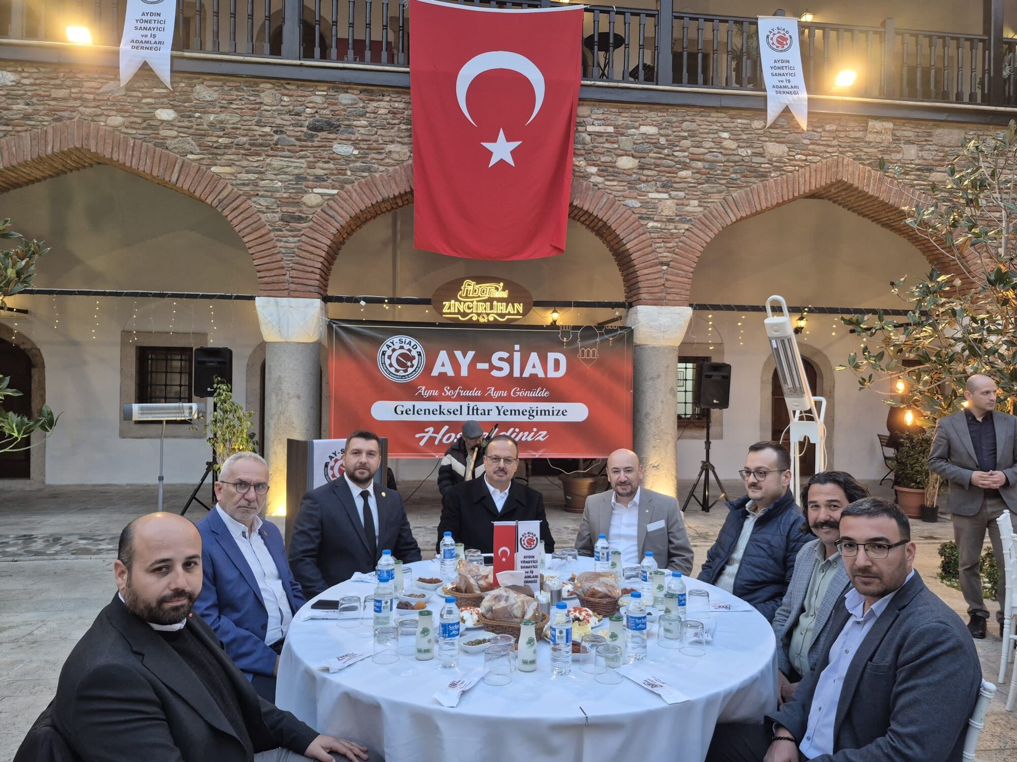 Ay Siadtan Geleneksel Iftar Yemegi 648070 90F1F887Afc5D40A7C9E1037A0663916