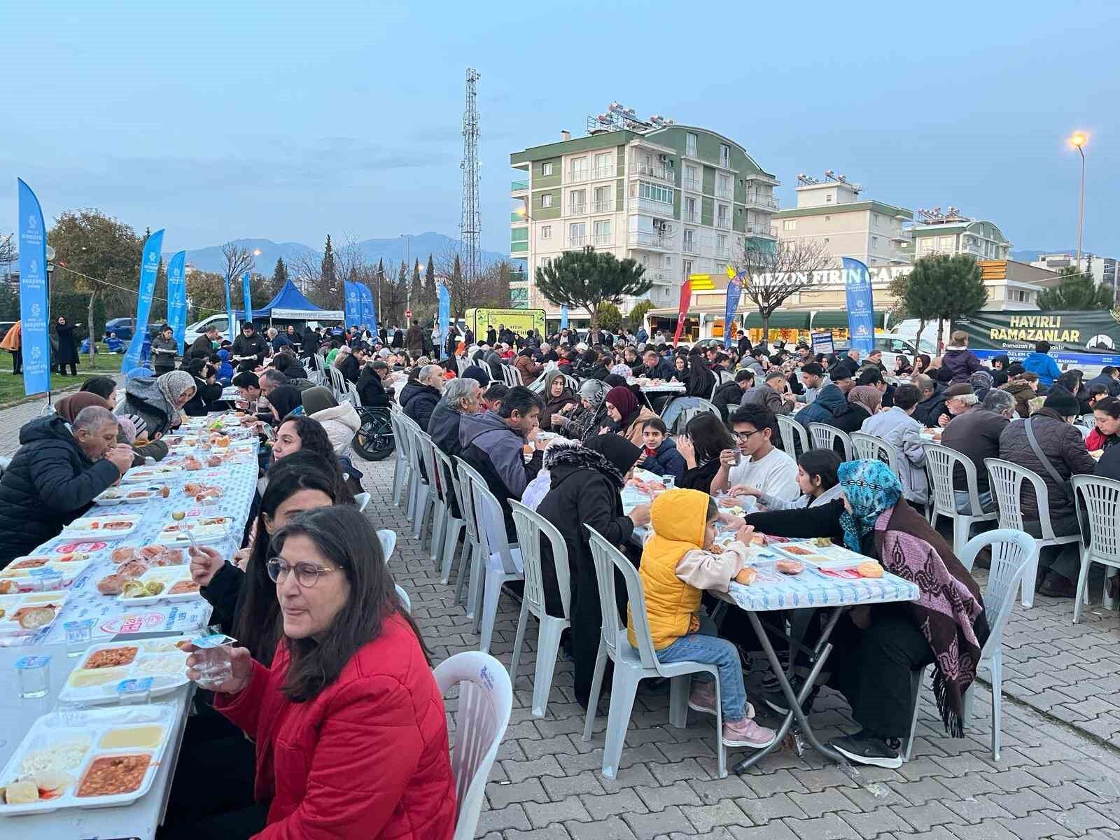 Aydin Buyuksehir Belediyesi Ramazanin Bereketini Kentin Dort Bir Yanina Tasimayi Surduruyor 694F8C90Eb27891Fd437360A8Acabf45