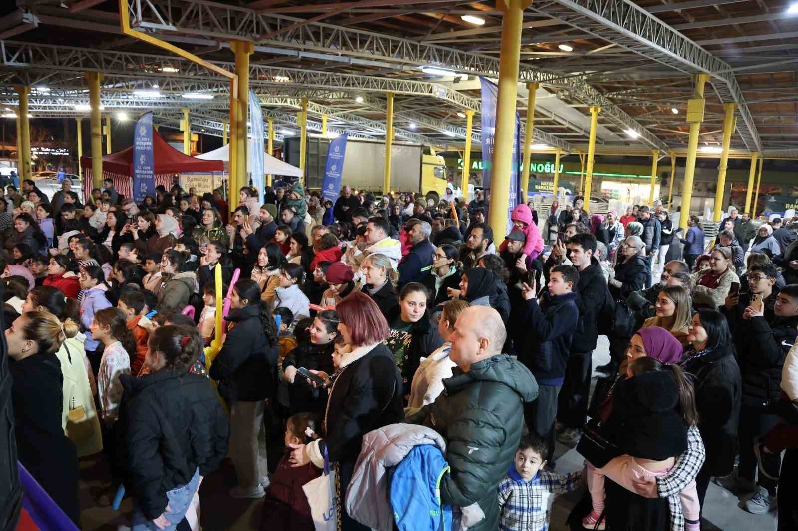 Aydin Buyuksehir Belediyesinden Sokede Ramazan Etkinligi 37A0Ead678B301C0A4729459493Dcbd3