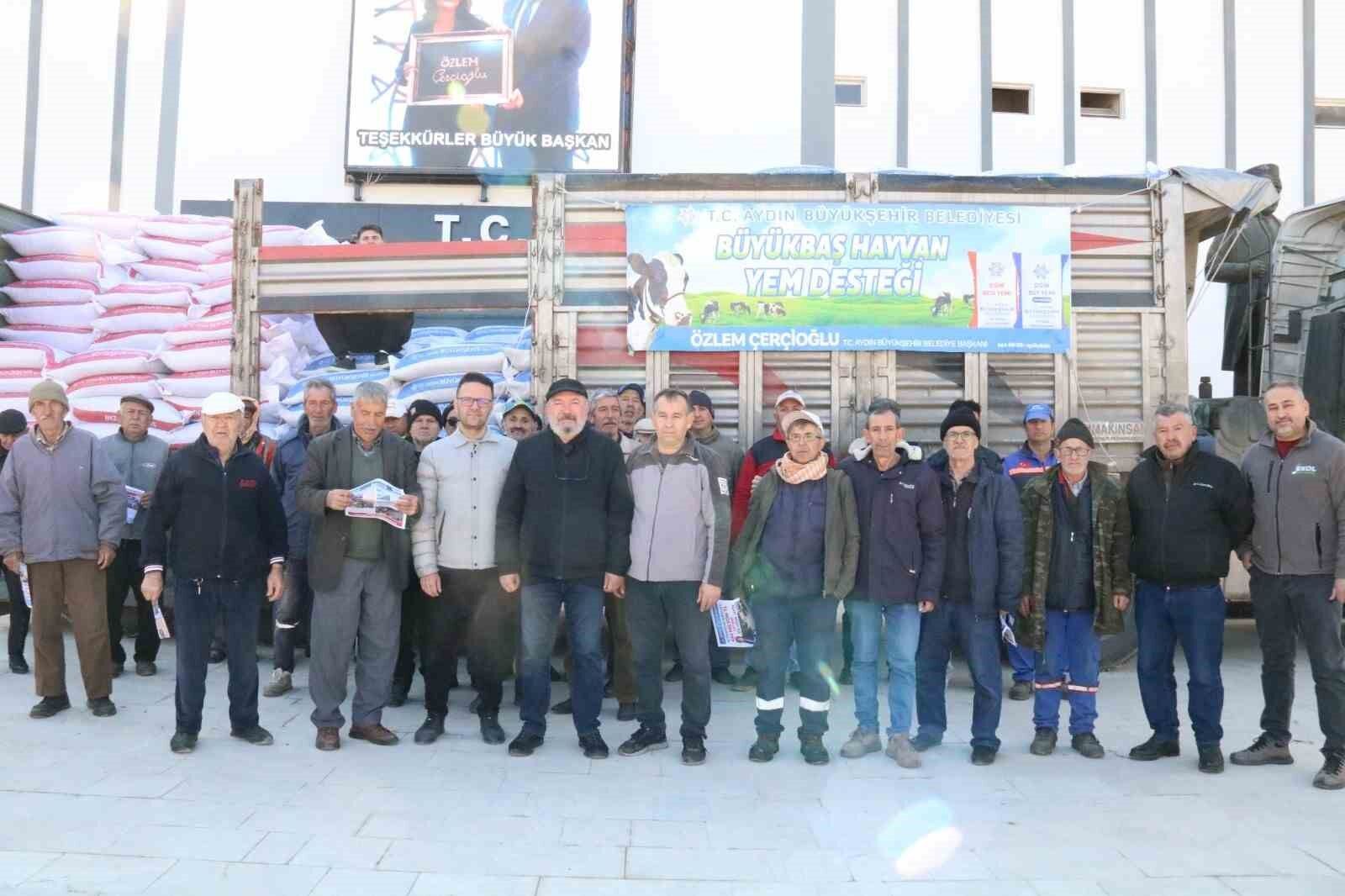 Aydin Buyuksehirden Yenipazarli Ureticilere Yem Destegi 3E2E41Ac3A6C8136C255Ff289Dc765F3