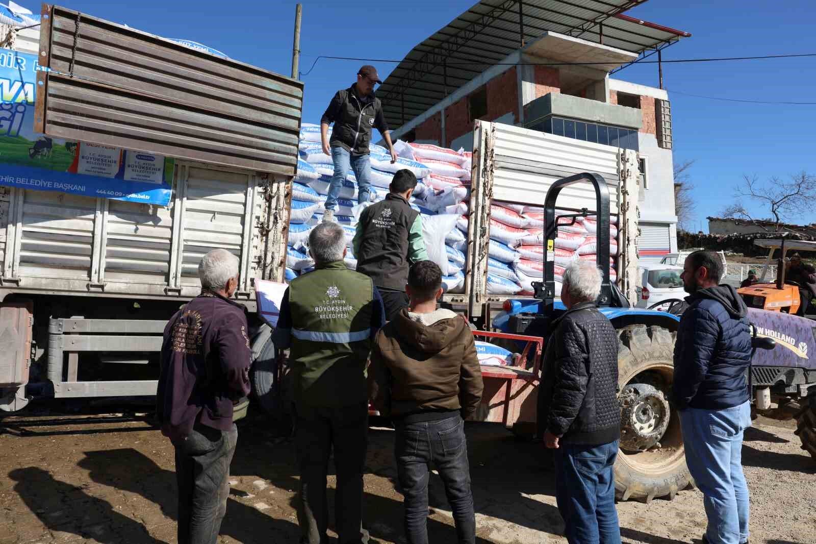 Aydin Buyuksehirin Yem Destegi Devam Ediyor 86826F00C01E50Eb20D6F601B585C4A0-1