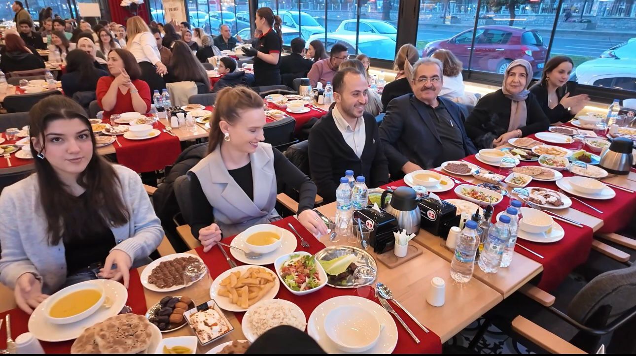 Aydin Elaziglilar Kultur Ve Dayanisma Derneginden Gorkemli Iftar Programi 644535 Ca5Bb005Bc5612B7E03A26E9Dc521630