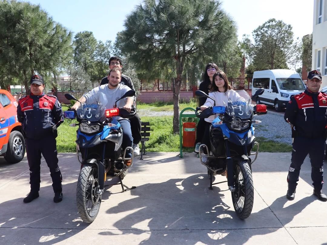 Aydin Il Jandarmadan Didimde Tanitim Faaliyeti 645623 B3Ad06A96Fe8333A894Eb3814Ca723B7