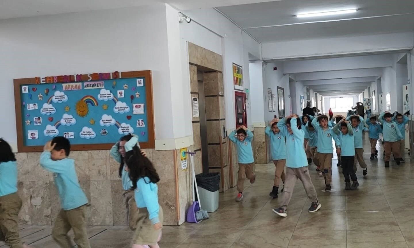 Aydinda 9 Bin 489 Ogrenciye Afet Egitimi Verildi E305Fcc6E5F8D0C4Ed393C2Fd36Ec1Bd