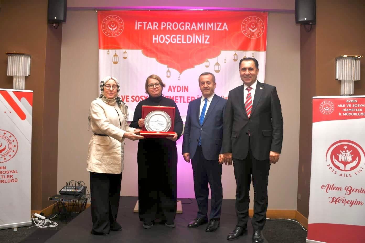 Aydinda Buyuk Aile Bulusmasi 643868 0779798Df27C8Da7495D1504F29Eb550