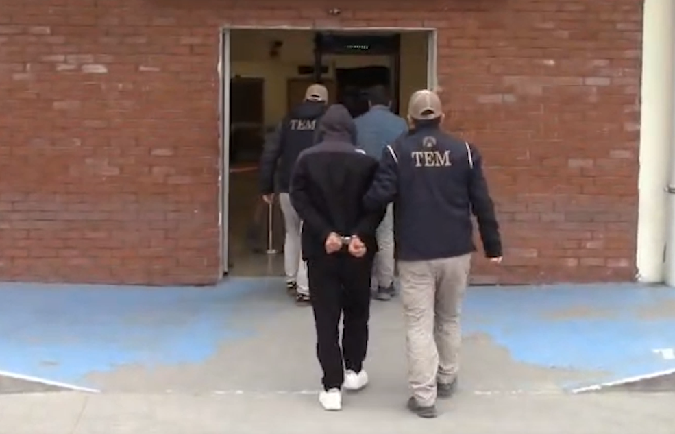 Aydinda Deas Operasyonu Cok Sayida Supheli Yakalandi 644079 96A9E86Bf10Ad33715C70Bfaf934B595