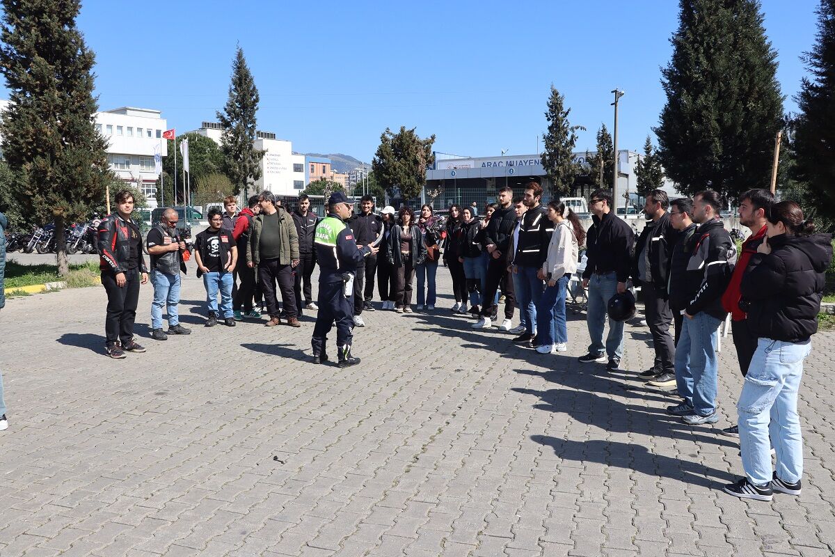 Aydinda Hayat Kurtaran Egitim 650472 Ed246F3077B621B83209Cc8Bb769A753