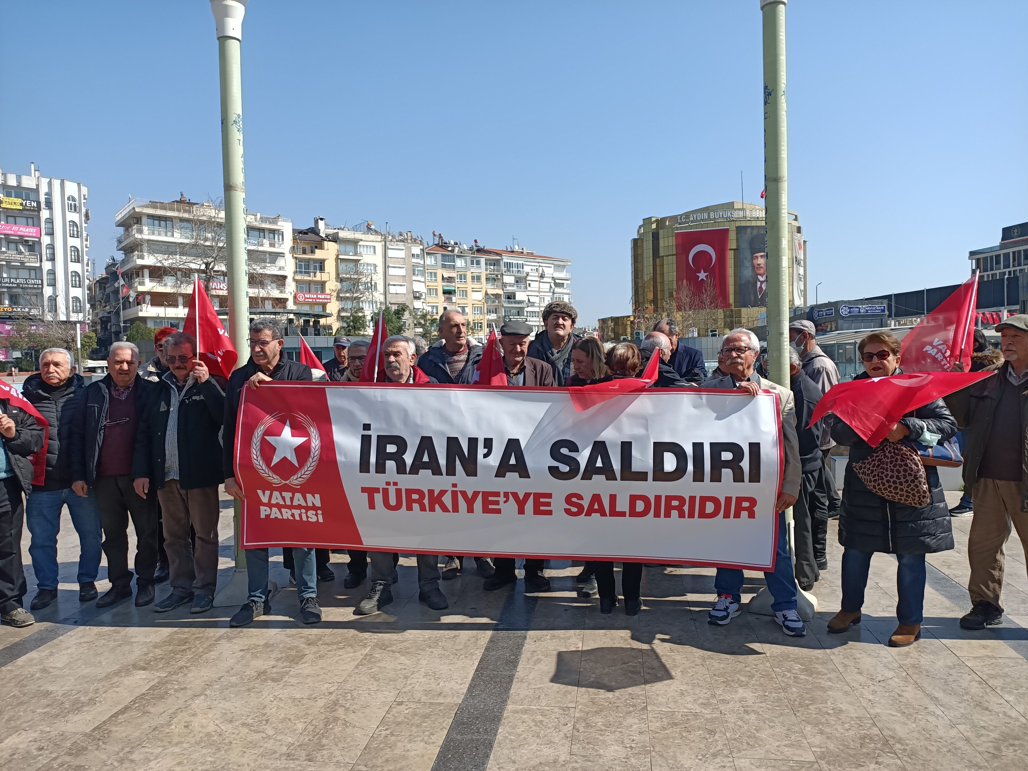 Aydinda Irana Saldiri Protesto Edildi 643351 1Fe9375316A64Df24Aee88259Bcf72E3