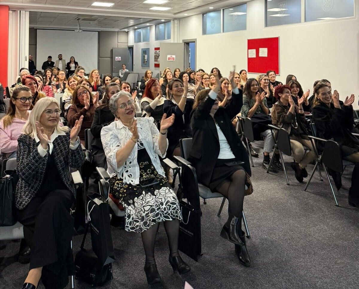 Aydinda Kadinlara Ezber Bozan Egitim Abaa78C06C1Fb1783Db5Adba33Adc145