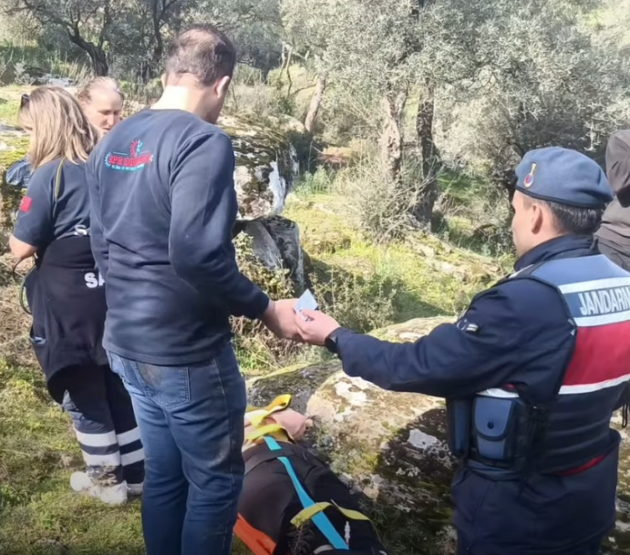 Aydinda Nefes Kesen Kurtarma 643883 1C4A41Ab673251F69Bc36D47Cb1Ba83D