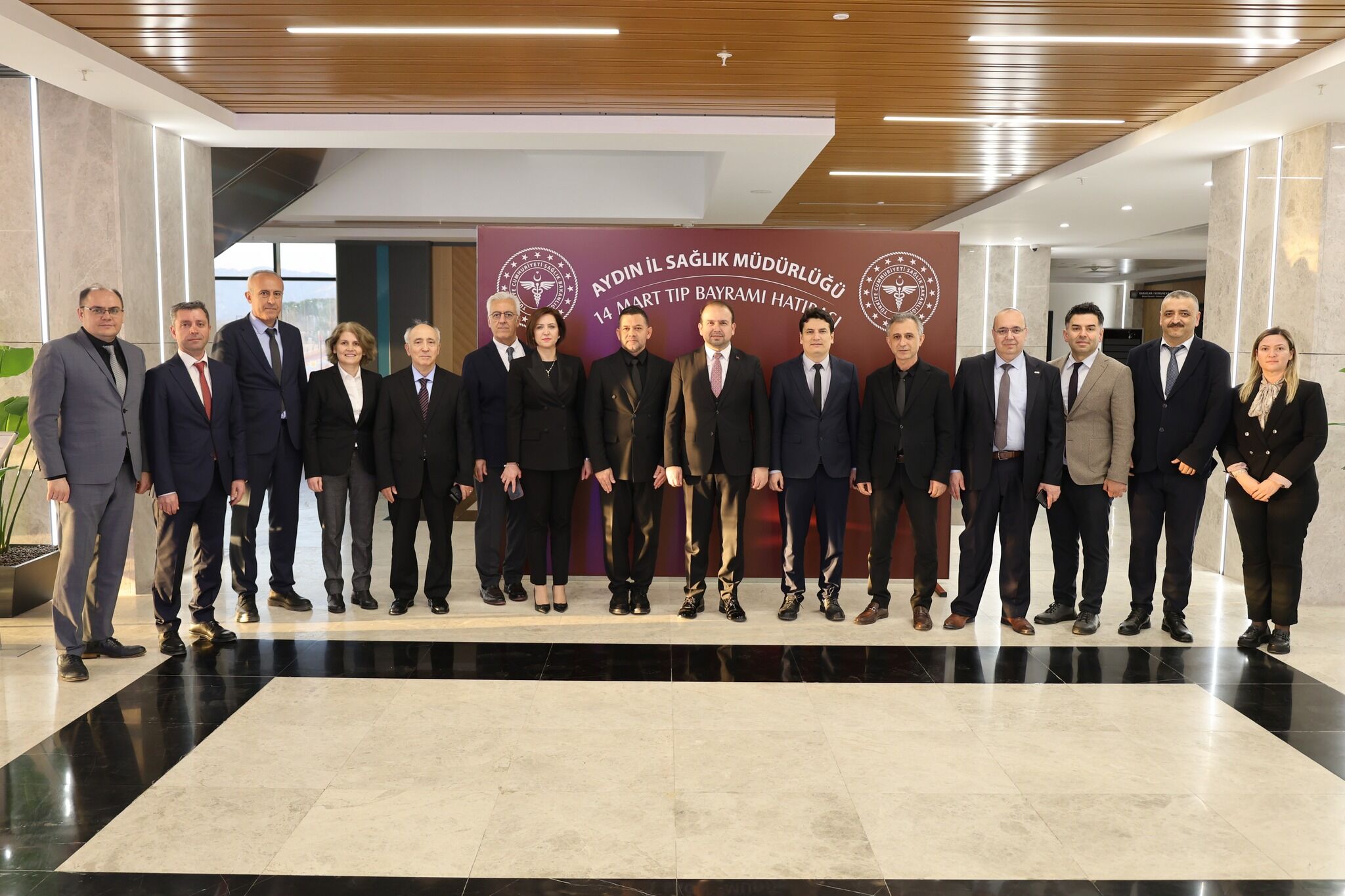 Aydinda Tip Bayraminda Anlamli Bulusma 646820 A2C56E444Ef63657Bb0733309628A7A5