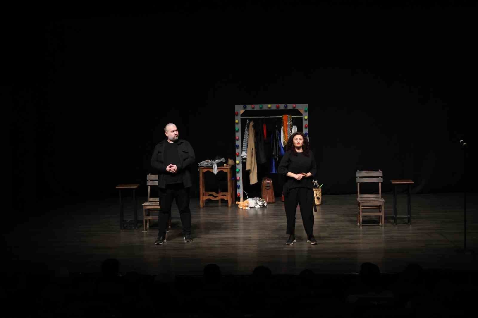 Aydinda Yetiskinler Ve Cocuklar Icin Tiyatro Etkinlikleri Sahnelendi 761677Eca0C679E2B94B845763D078Da