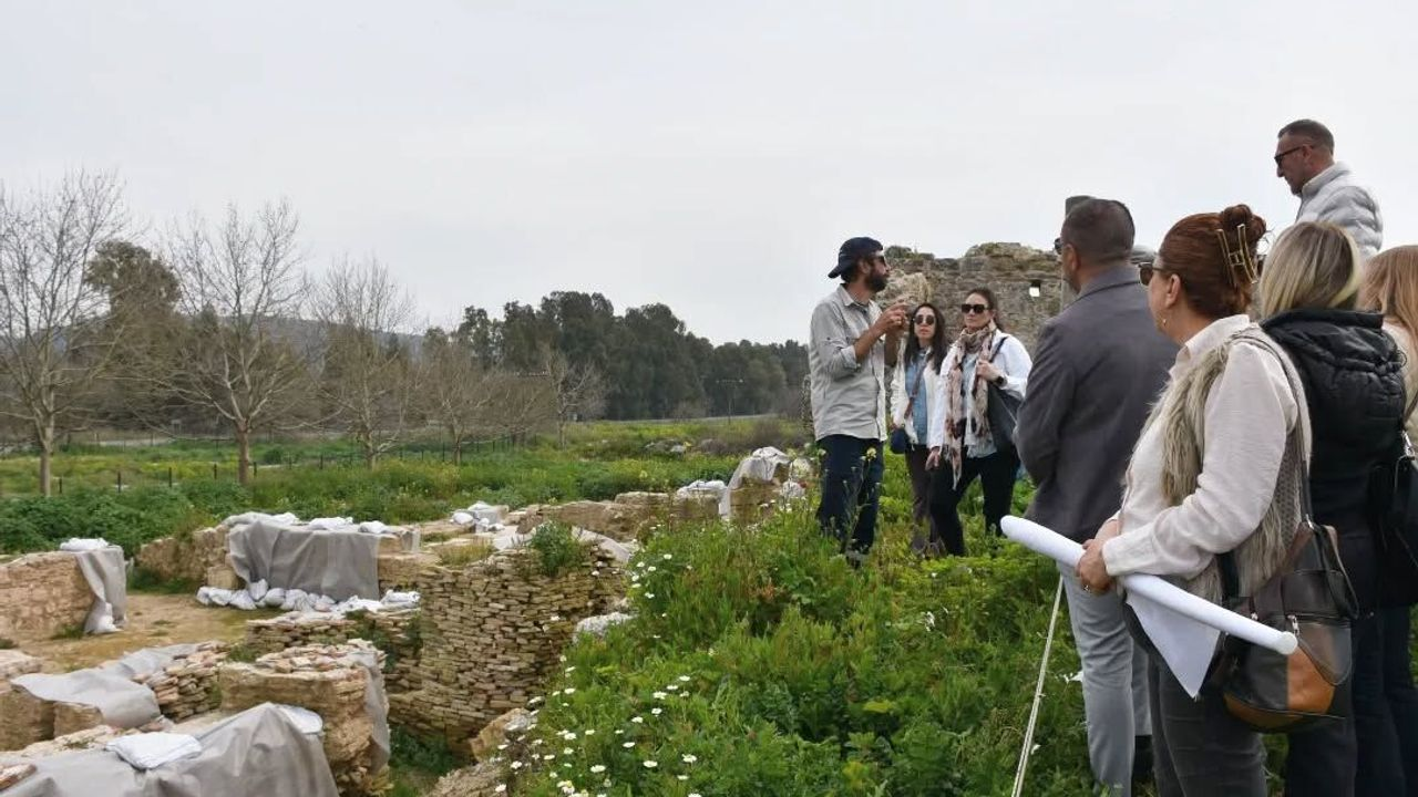 Aydindaki Antik Kent Dunya Turizmine Kazandirilacak Magnesia Antik Kentte Turizm Adimlari Guclendirilecek 648068 668785B9906Fb7Ac9E9F8823Eb939723