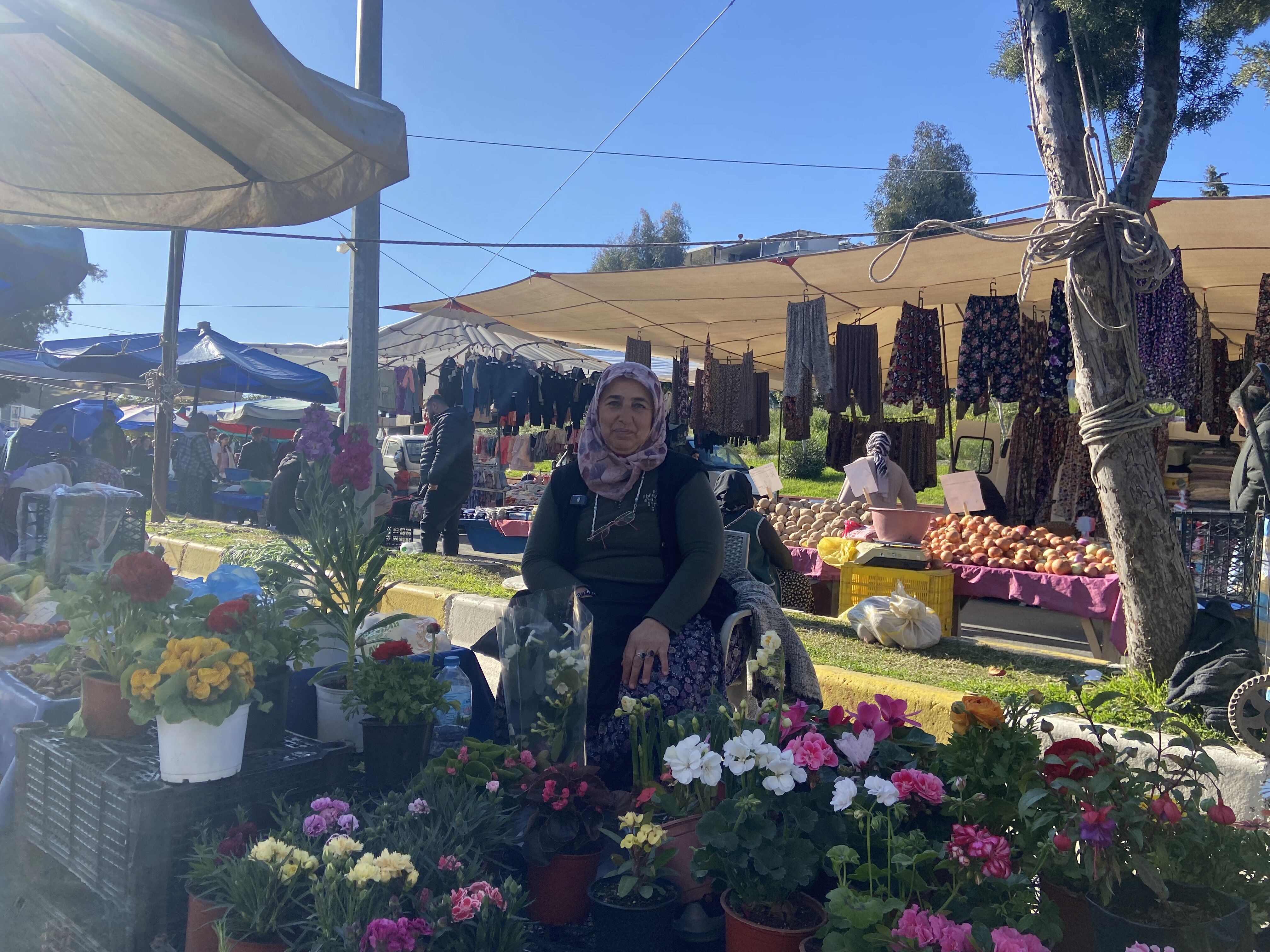 Aydinin Cicek Gibi Cicekcisi Mesude Mersin 648266 02C2F0Be212Cadee1C0506Cf7Aa29063