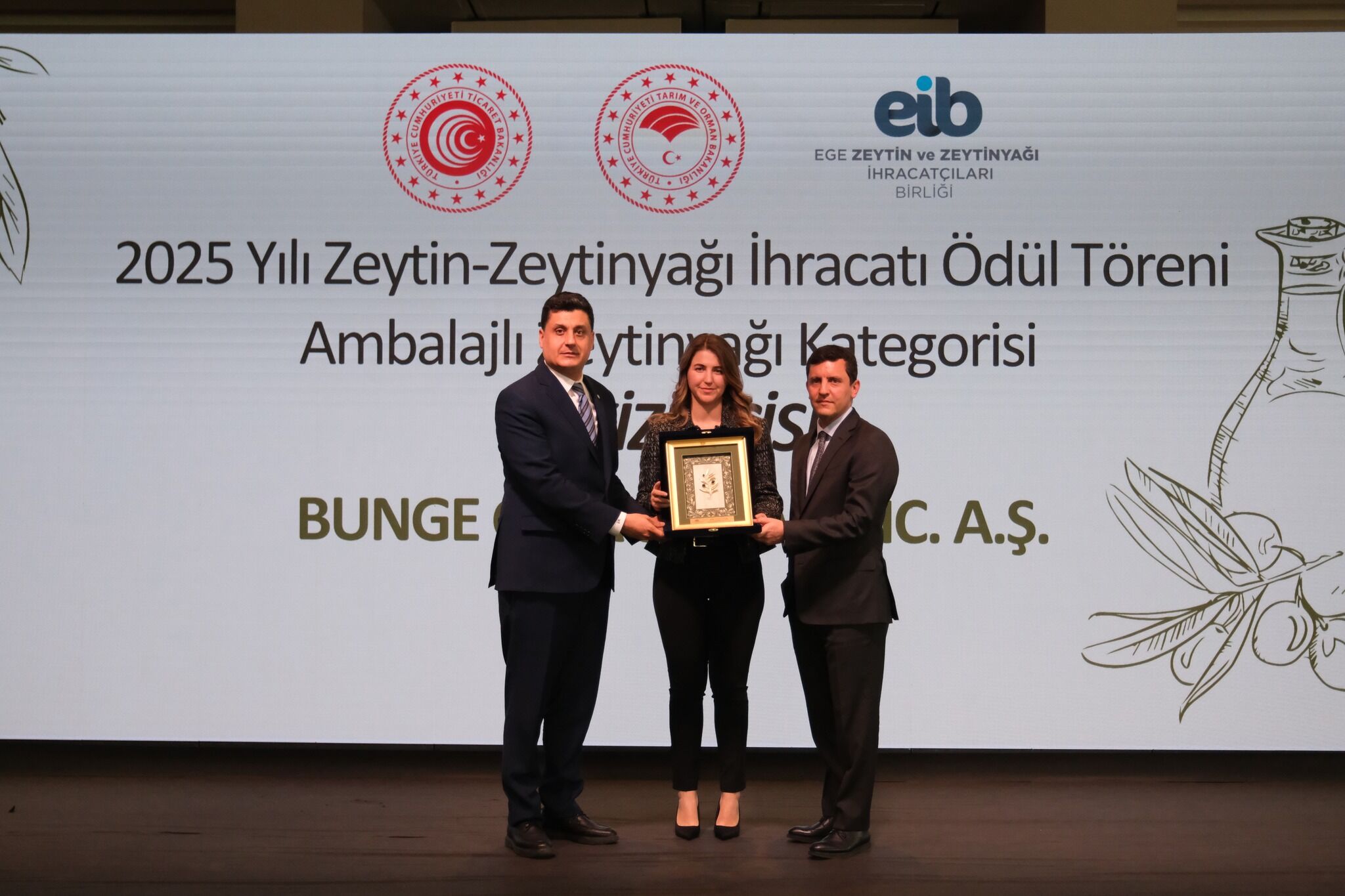 Aydinin Gurur Gecesi 650013 2037514236844850A96794Fad72516E0