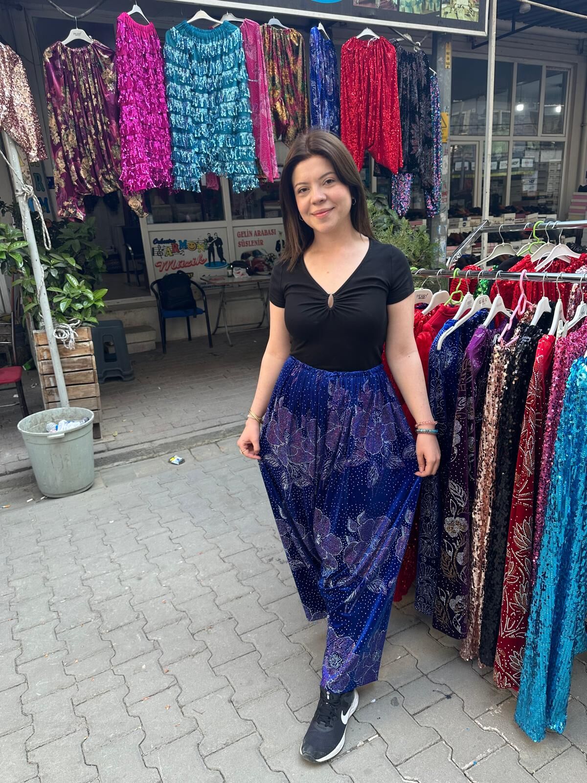 Aydinin Salvarli Kizi 648961 4588970829B41F1Fdd40Eeb67Ef6C516