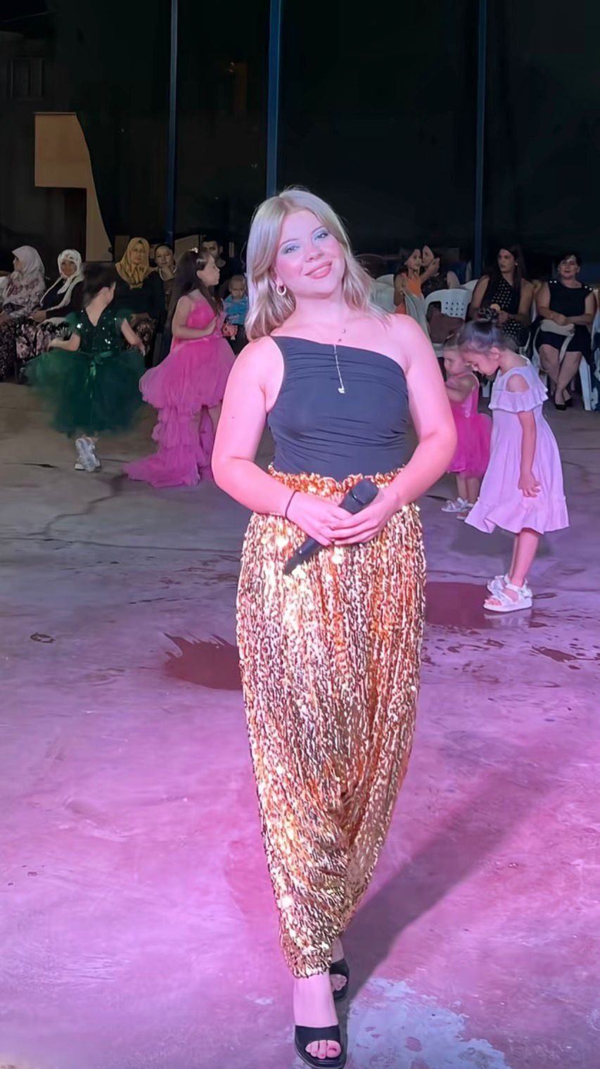 Aydinin Salvarli Kizi 648961 7009A1Be9Ce521C581B56Cf306F10Cb0