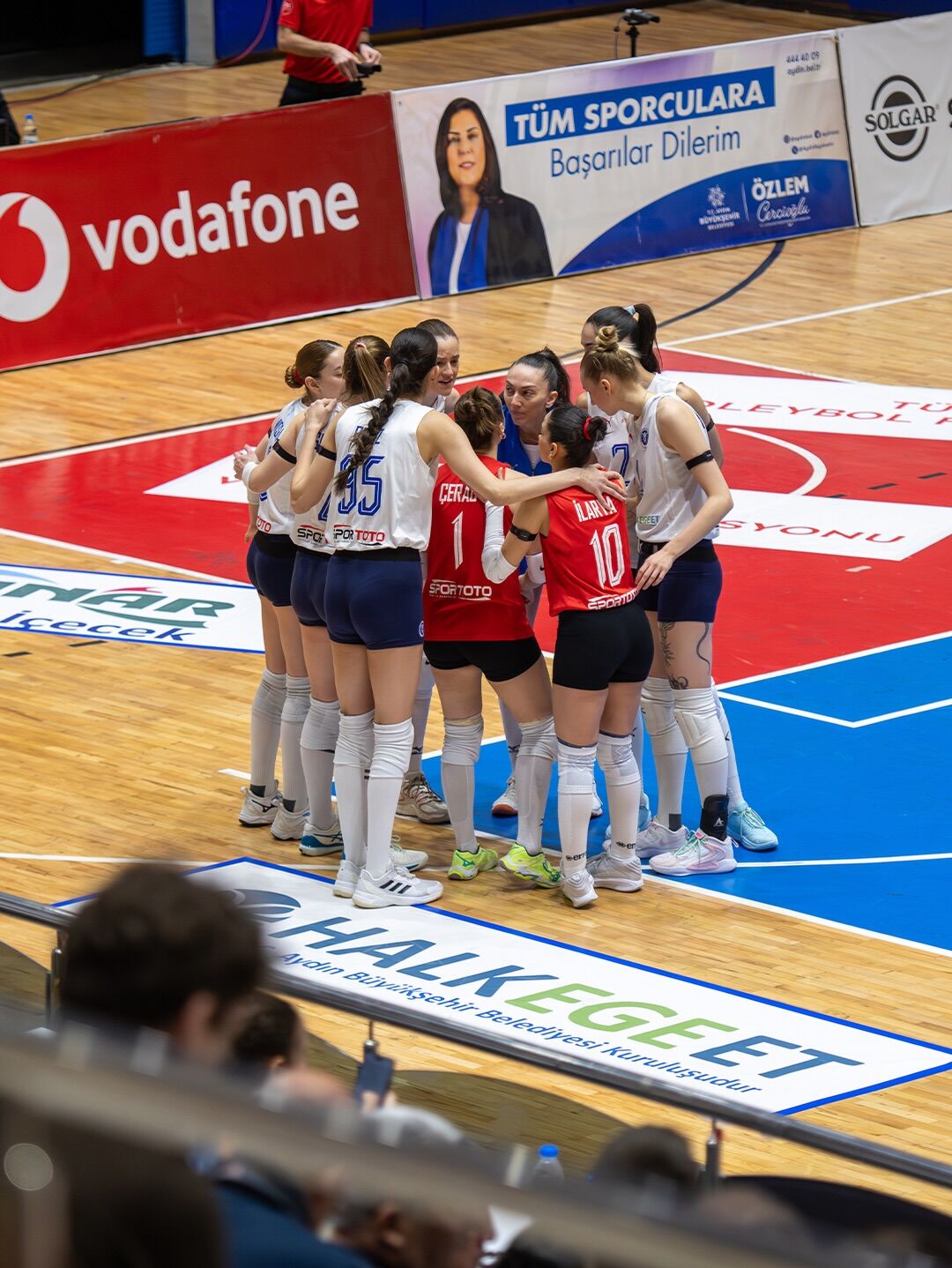 Aydinin Sultanlari Kader Macina Cikiyor 646900 590136B562D60939C45F260Cf26Db4Ca