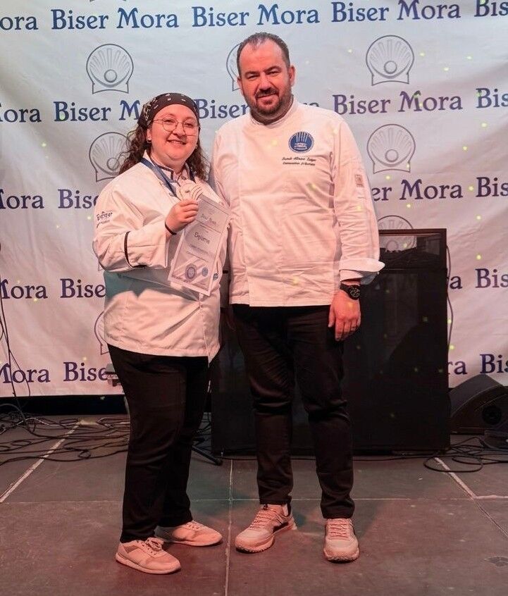 Aydinli Ascilardan Cifte Altin Gururu 649187 7Def014B827529Dc4F56713B2B9191Ba